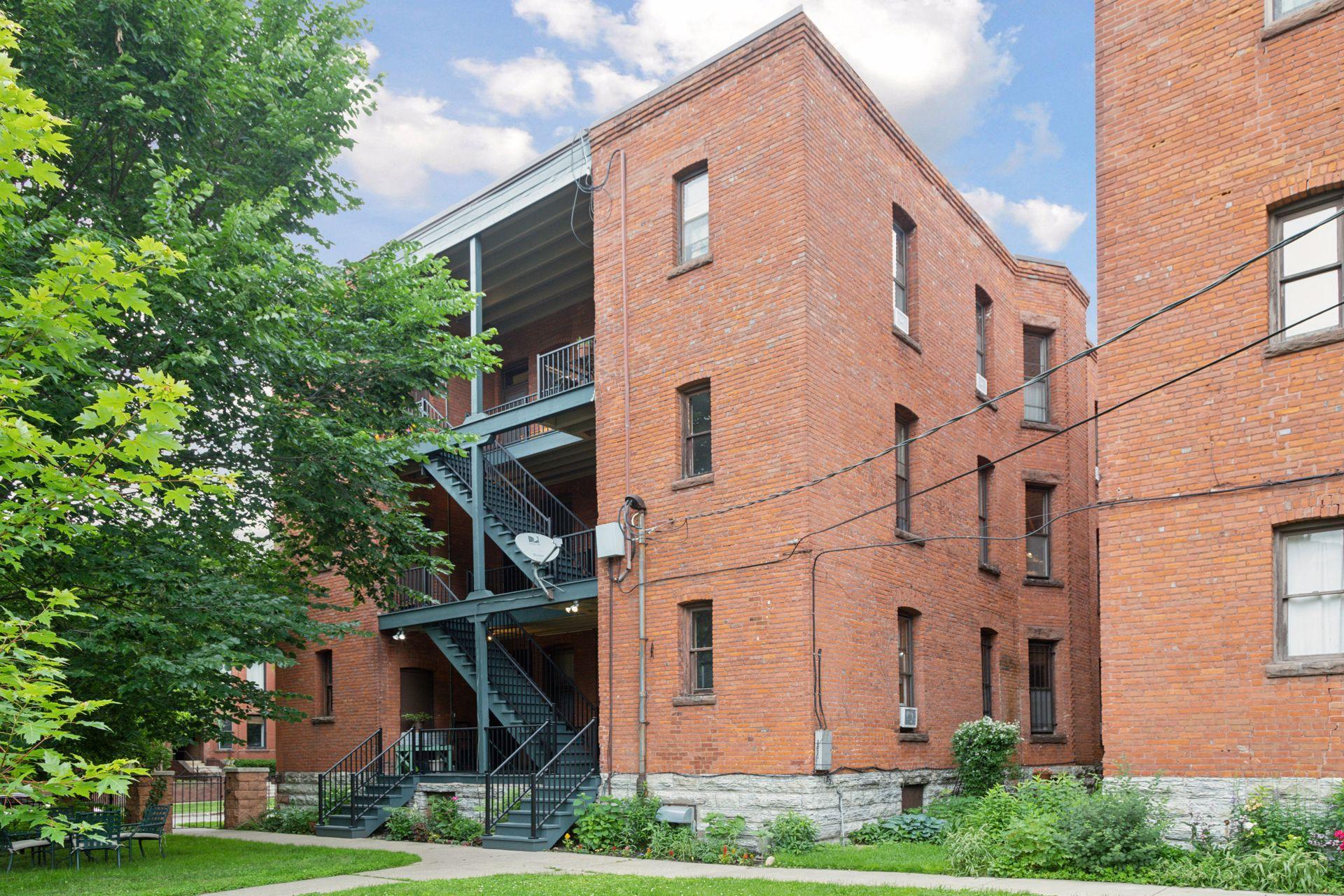 235 Arundel Street Unit: 1