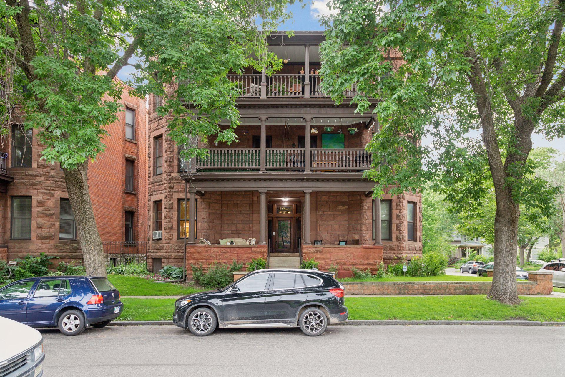 235 Arundel Street Unit: 1
