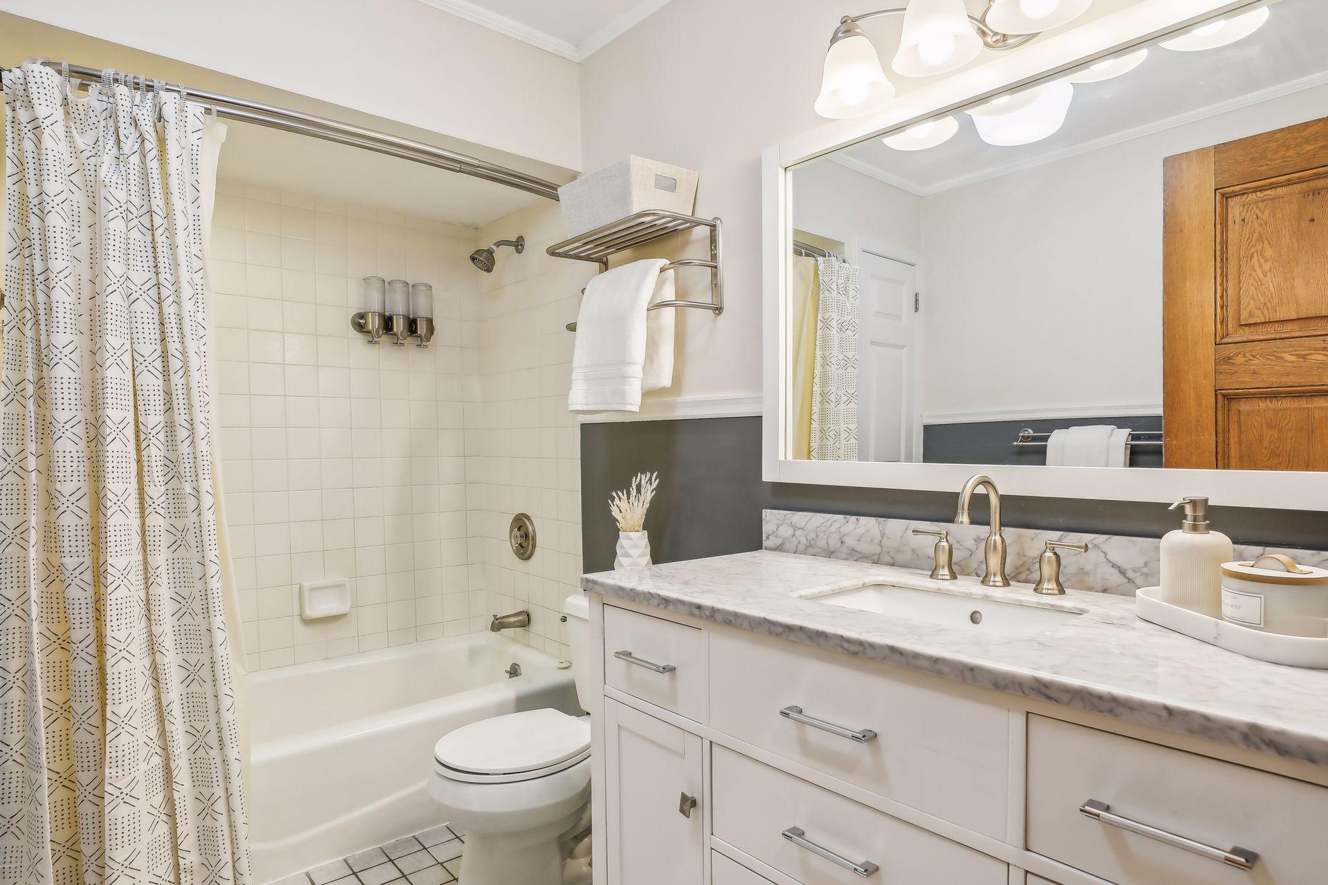 235 Arundel Street Unit: 1