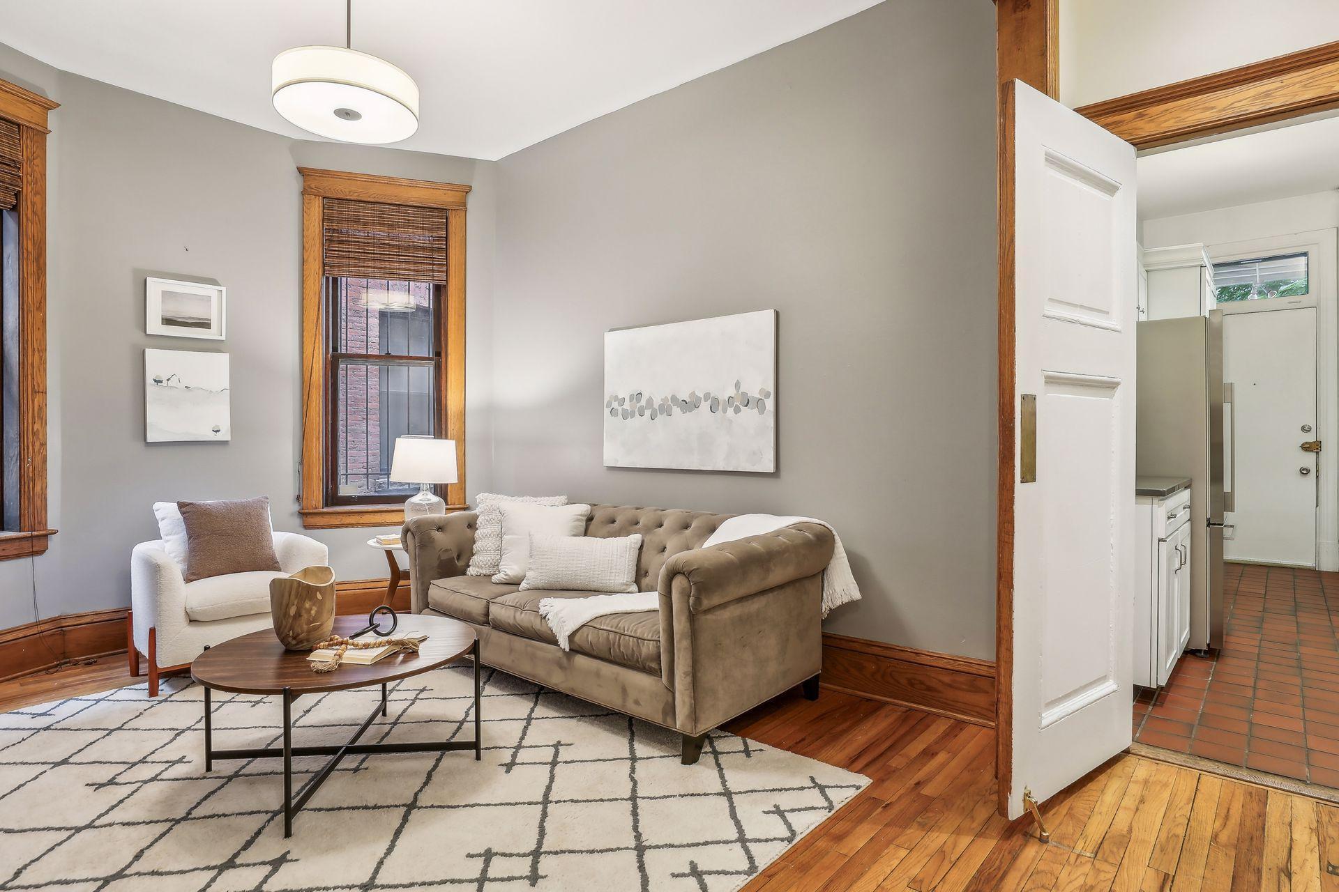235 Arundel Street Unit: 1