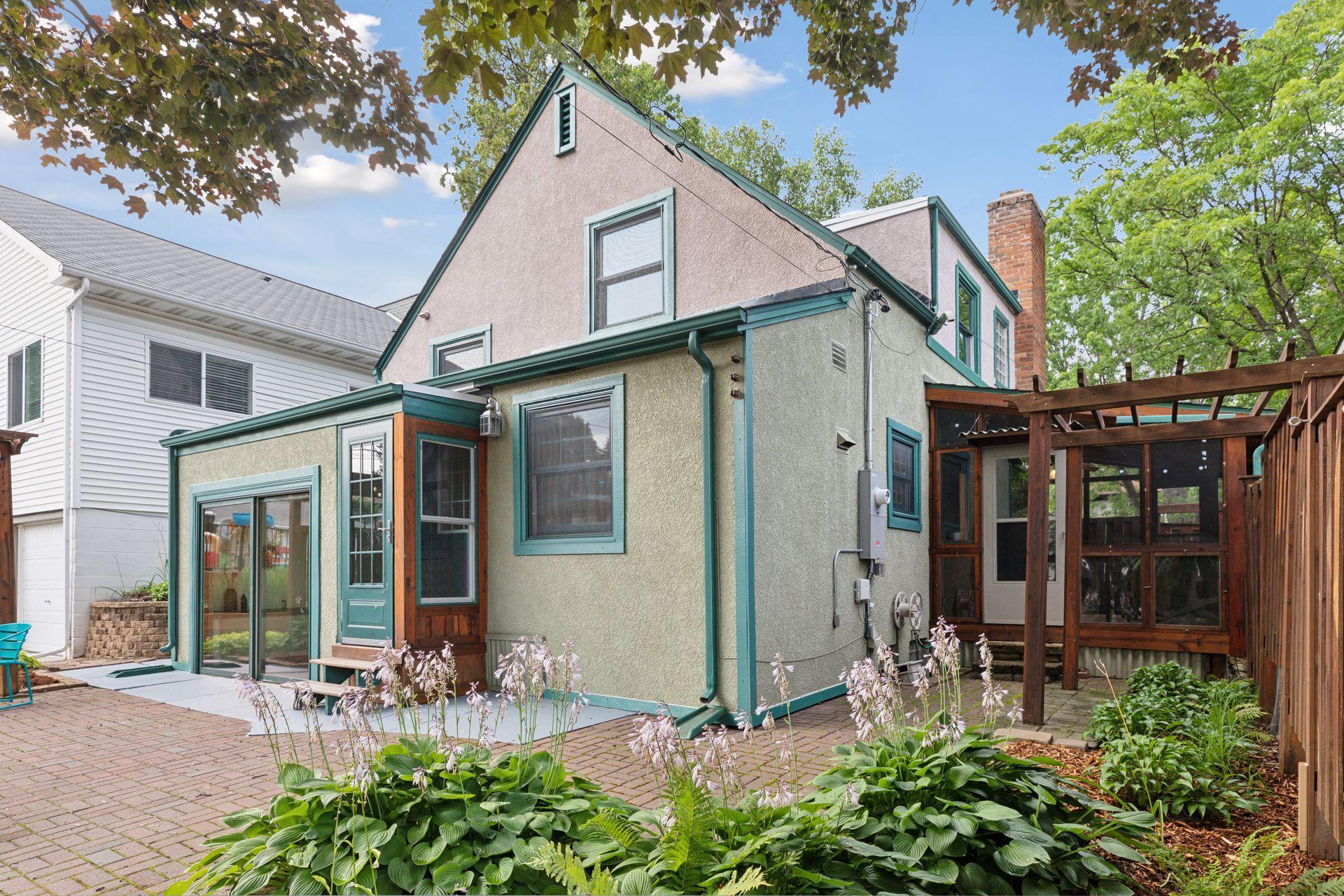 1226 Stanford Avenue