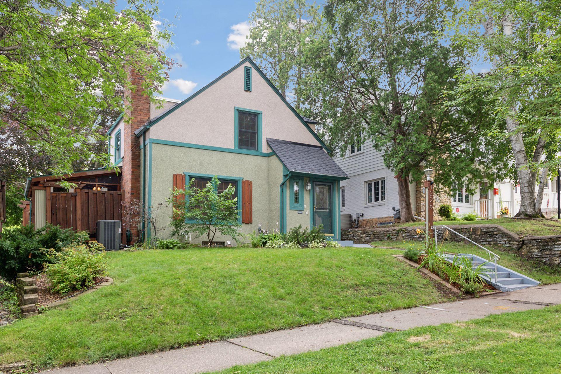 1226 Stanford Avenue