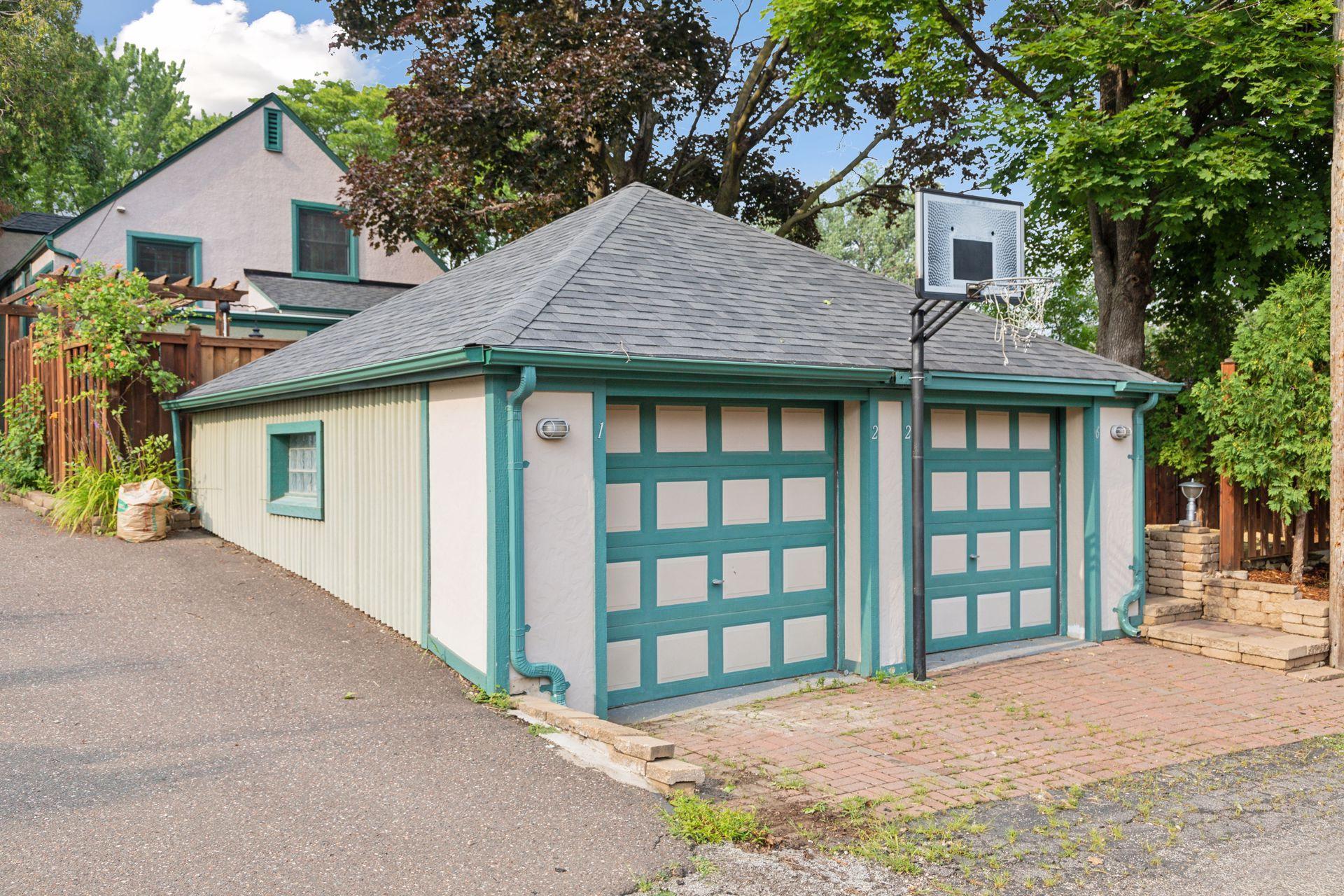 1226 Stanford Avenue