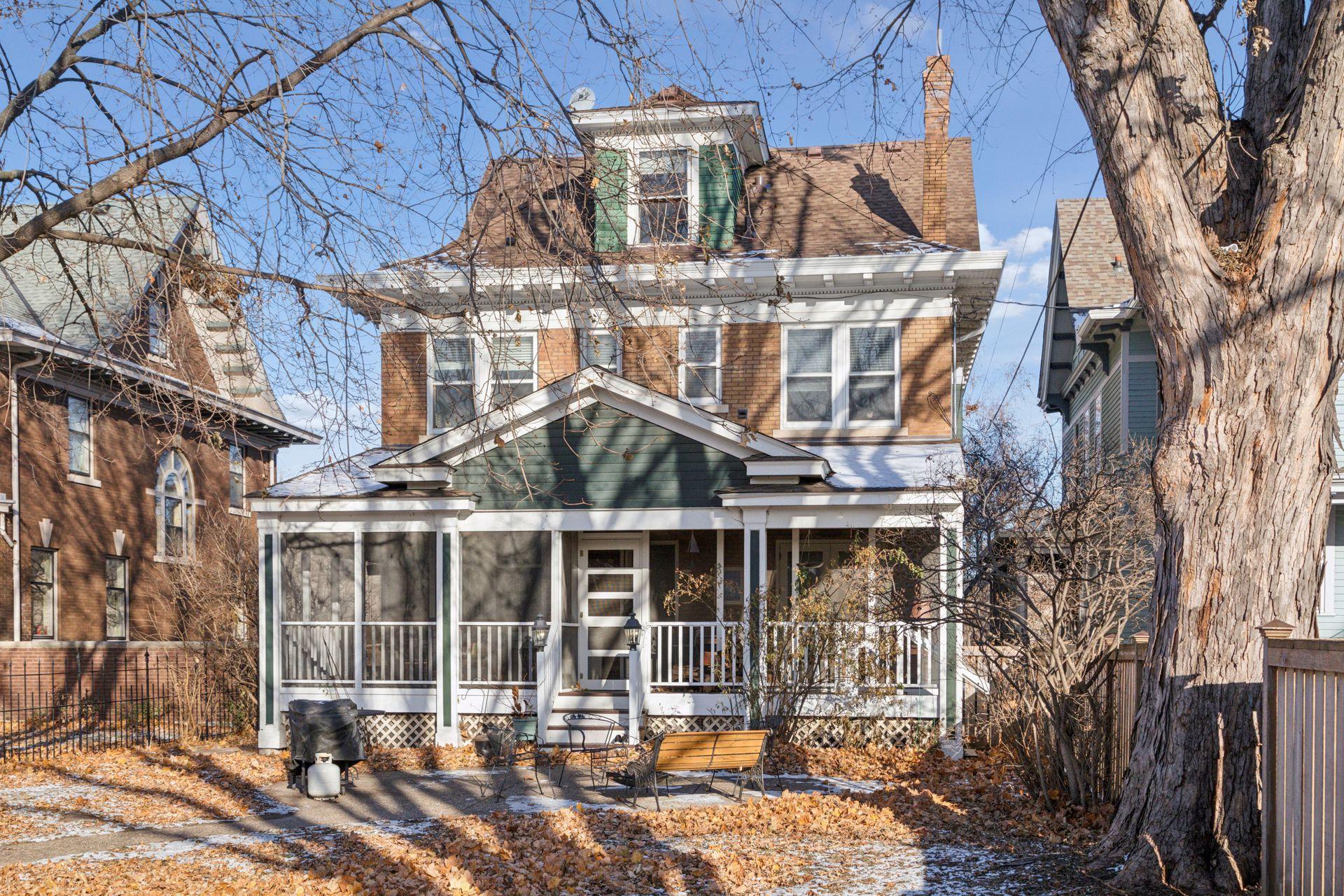 780 Summit Avenue