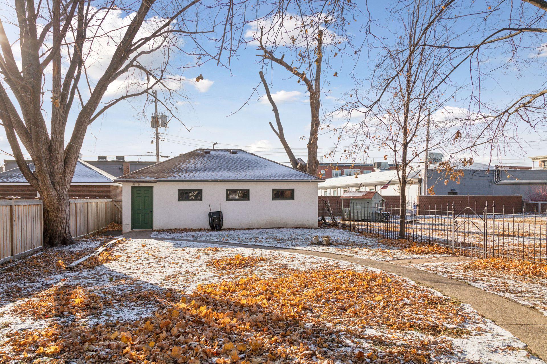 780 Summit Avenue
