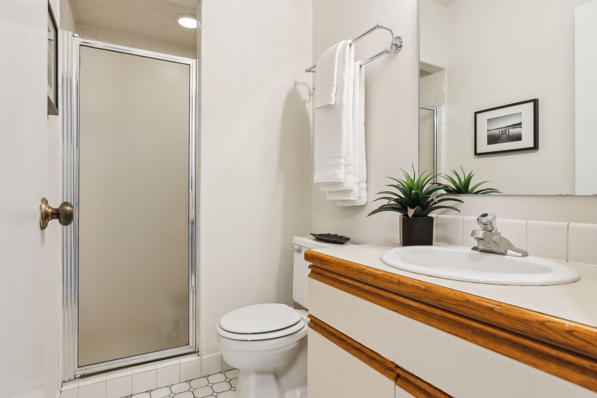 339 Summit Avenue Unit: 4