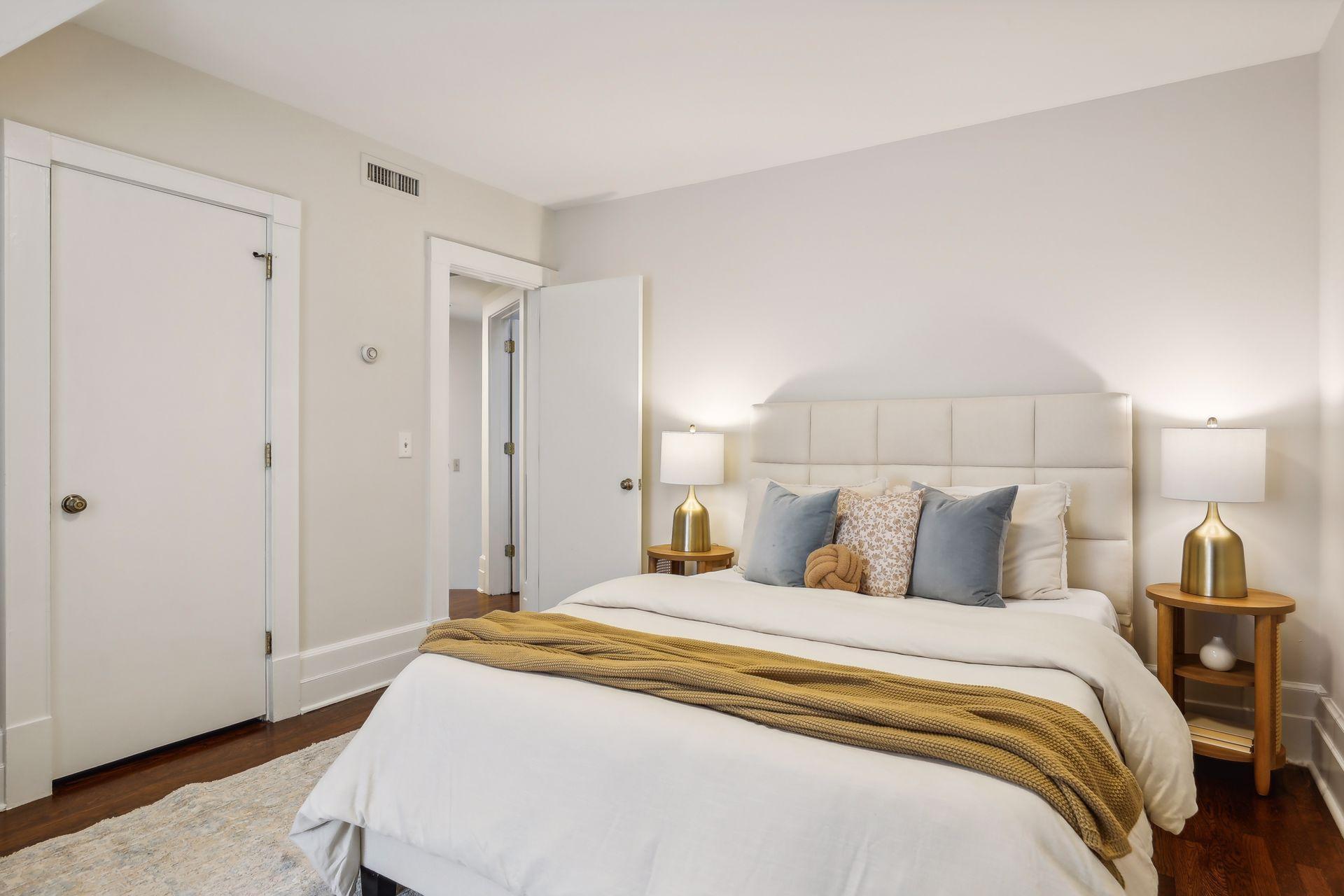 339 Summit Avenue Unit: 4