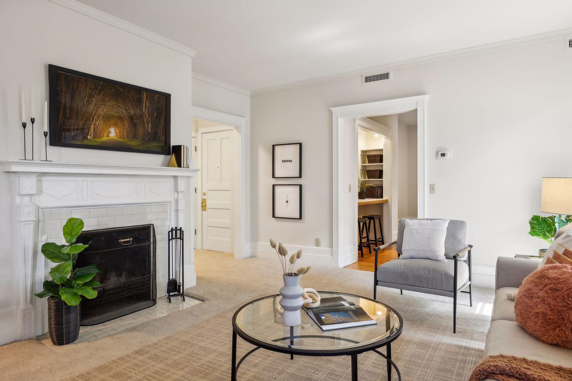 339 Summit Avenue Unit: 4