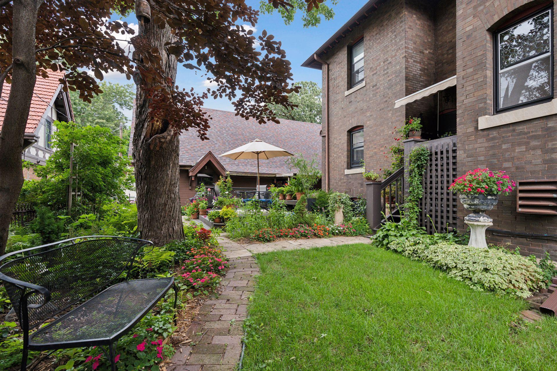 339 Summit Avenue Unit: 4