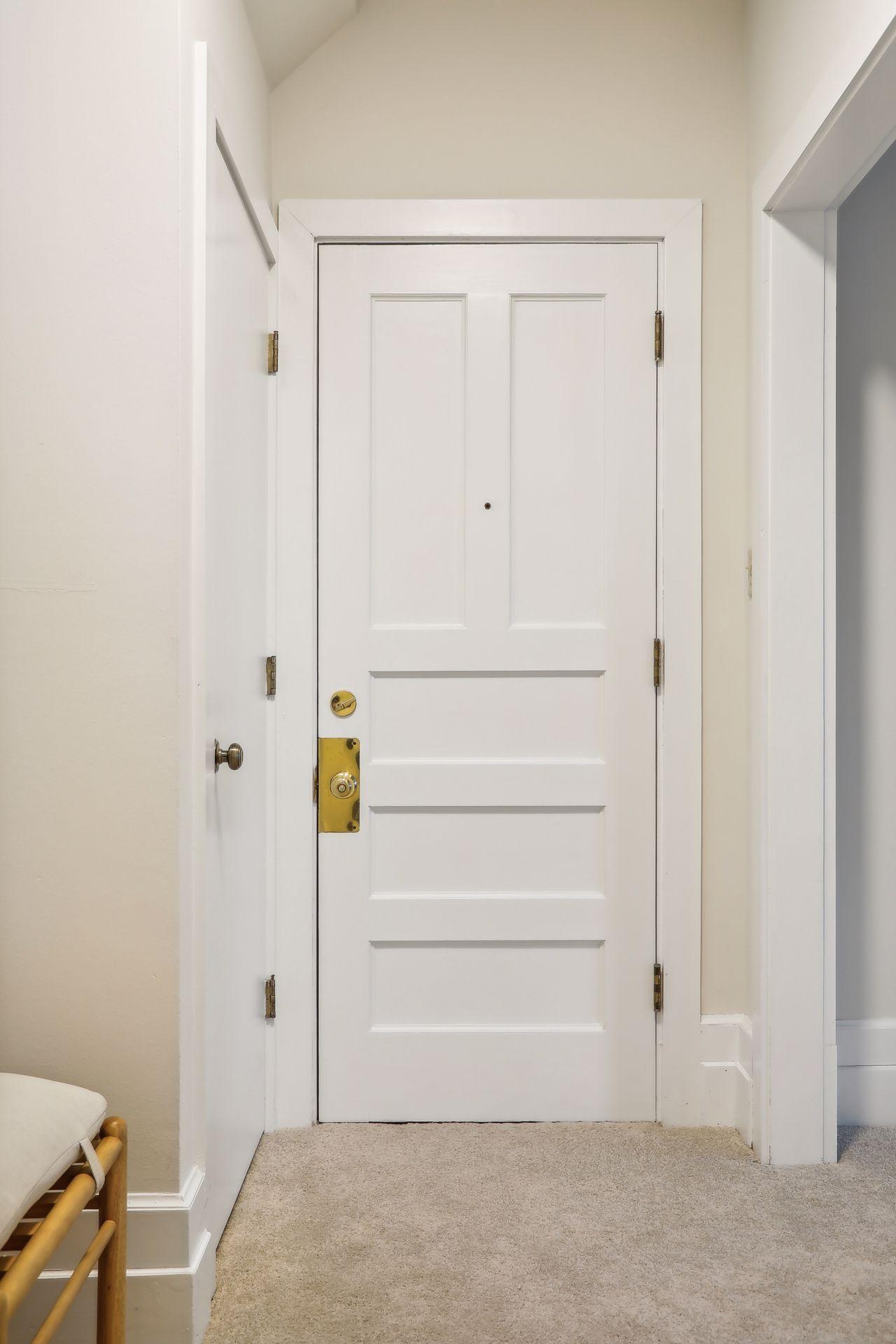 339 Summit Avenue Unit: 4