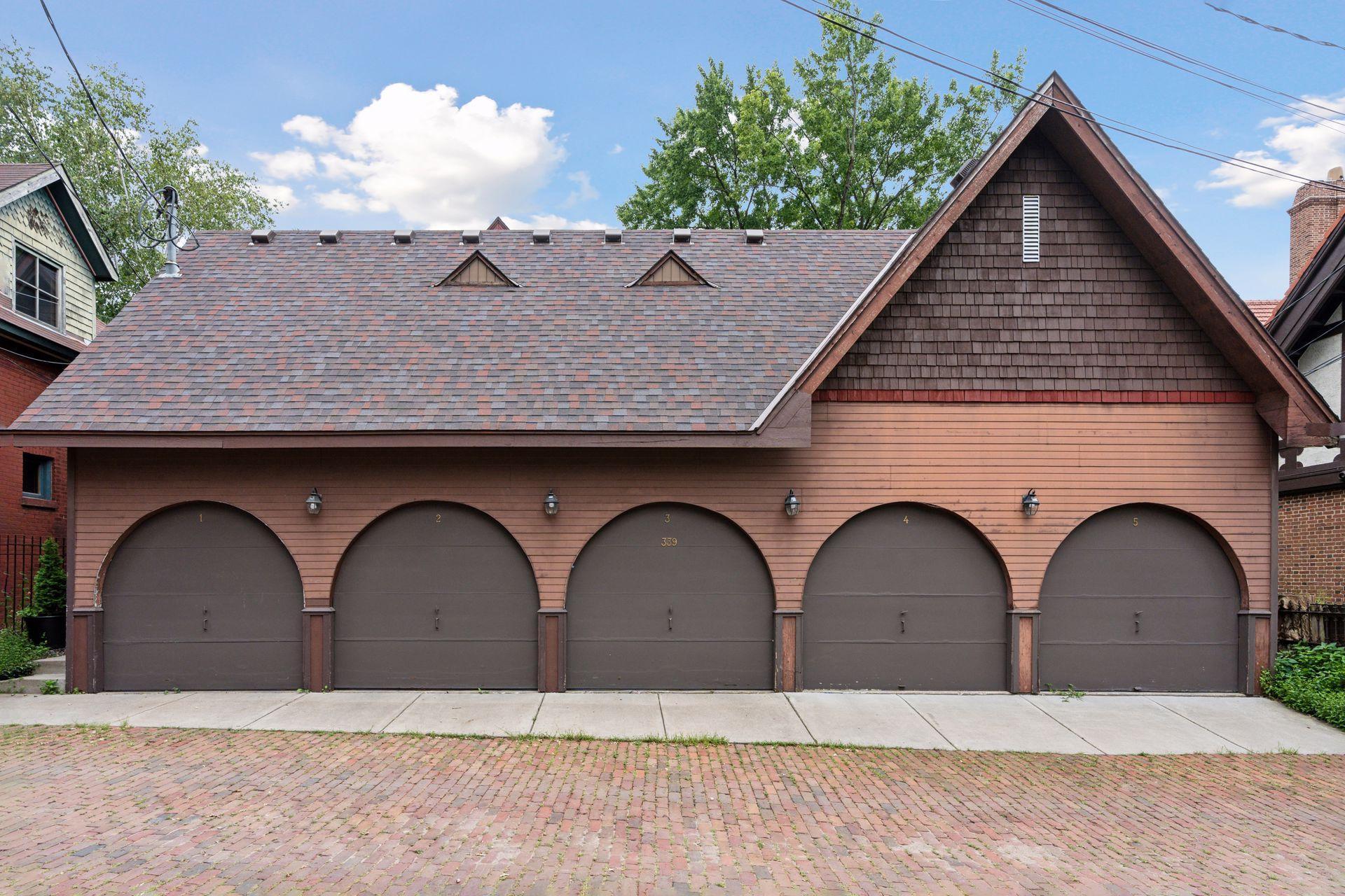 339 Summit Avenue Unit: 4