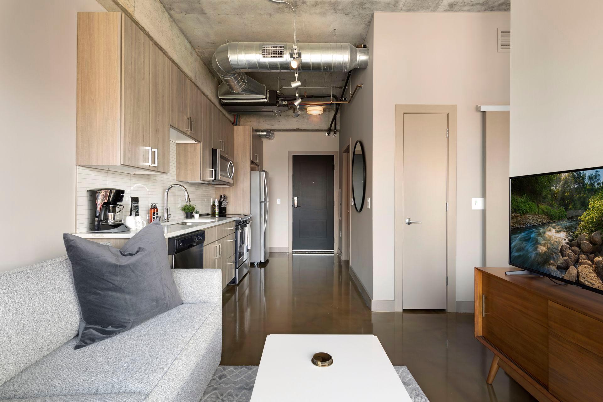 728 3rd Street N Unit: 403