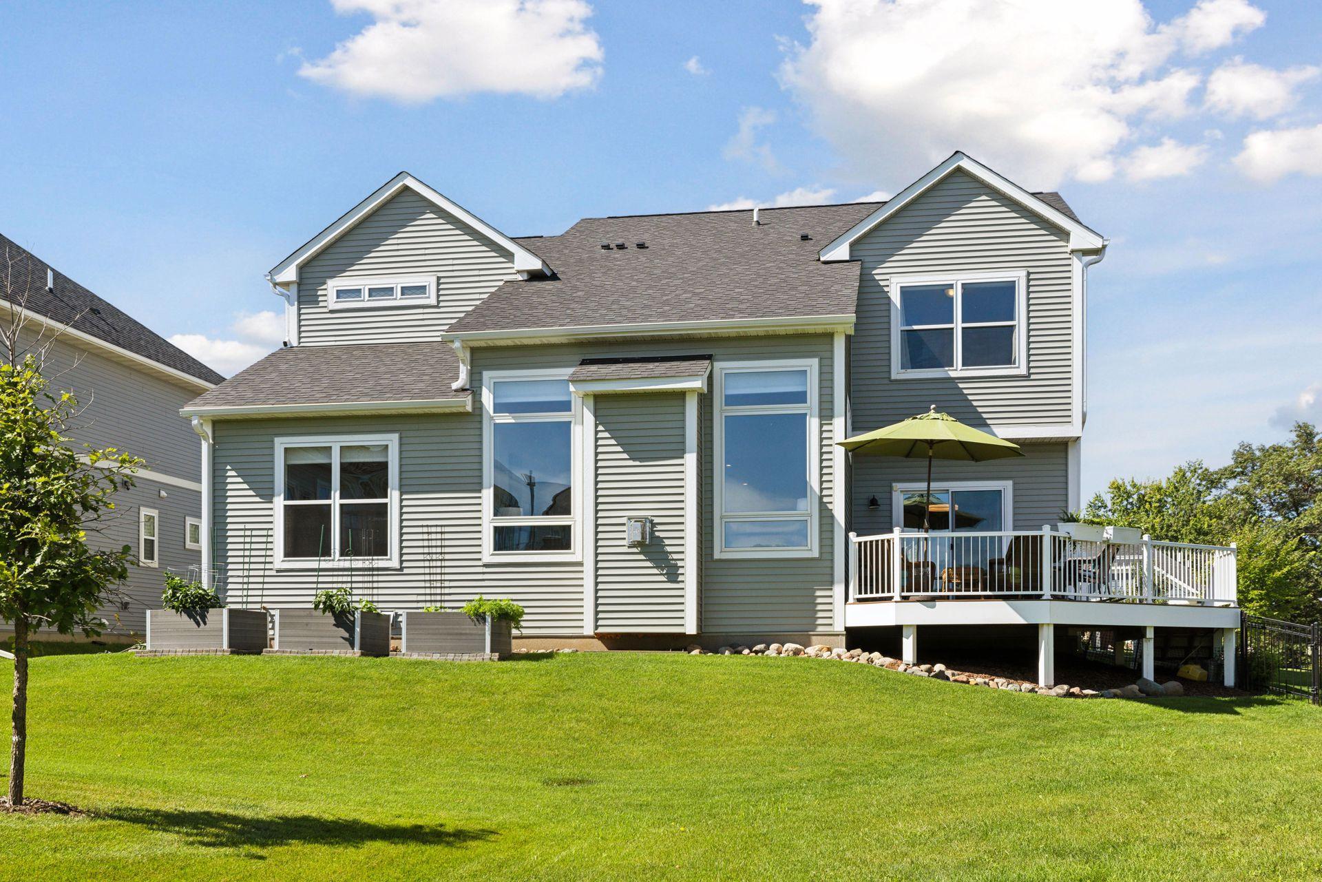 1014 Oakwood Road