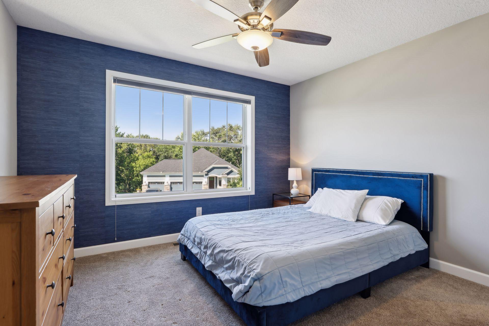 1014 Oakwood Road