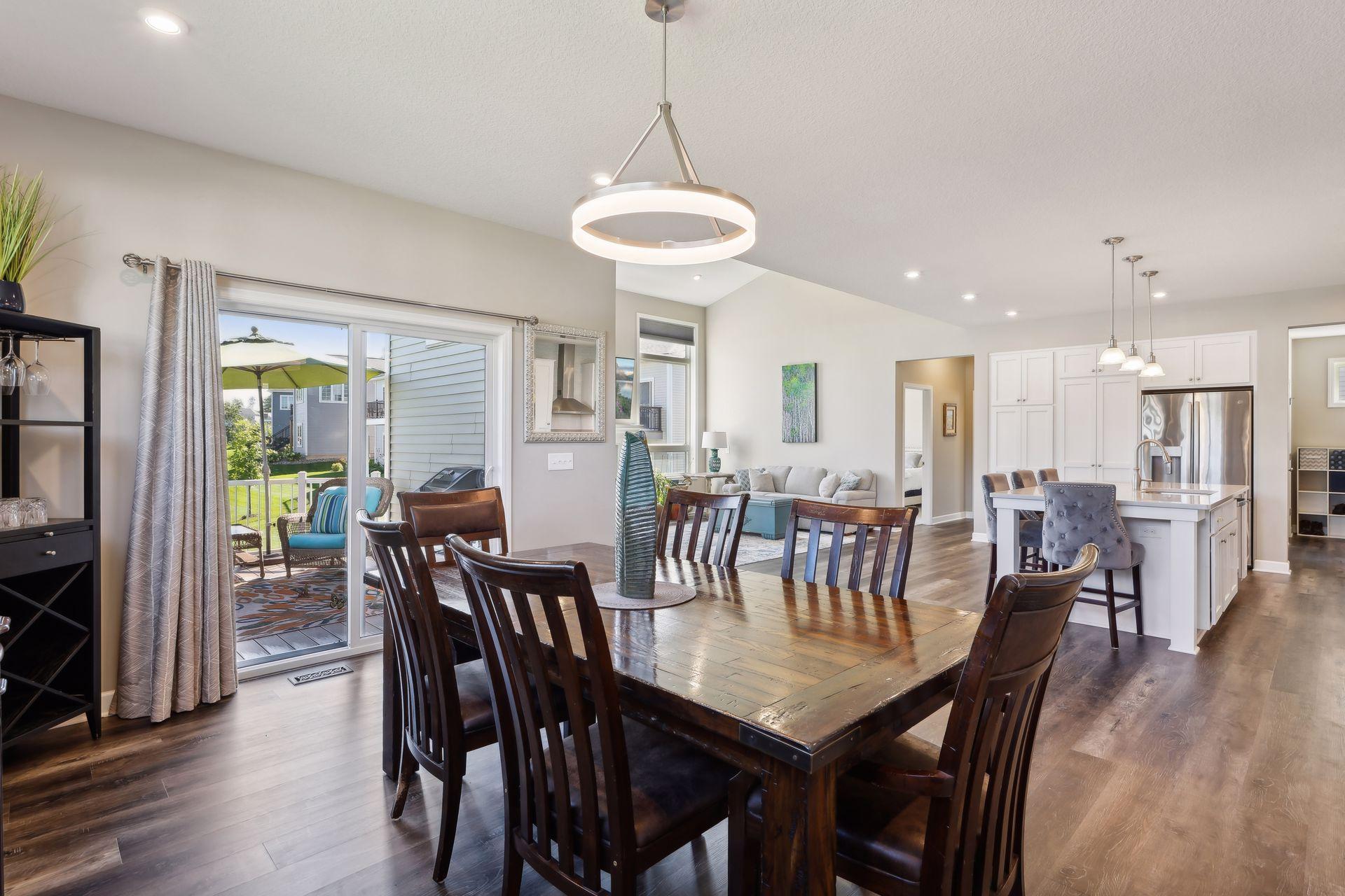 1014 Oakwood Road