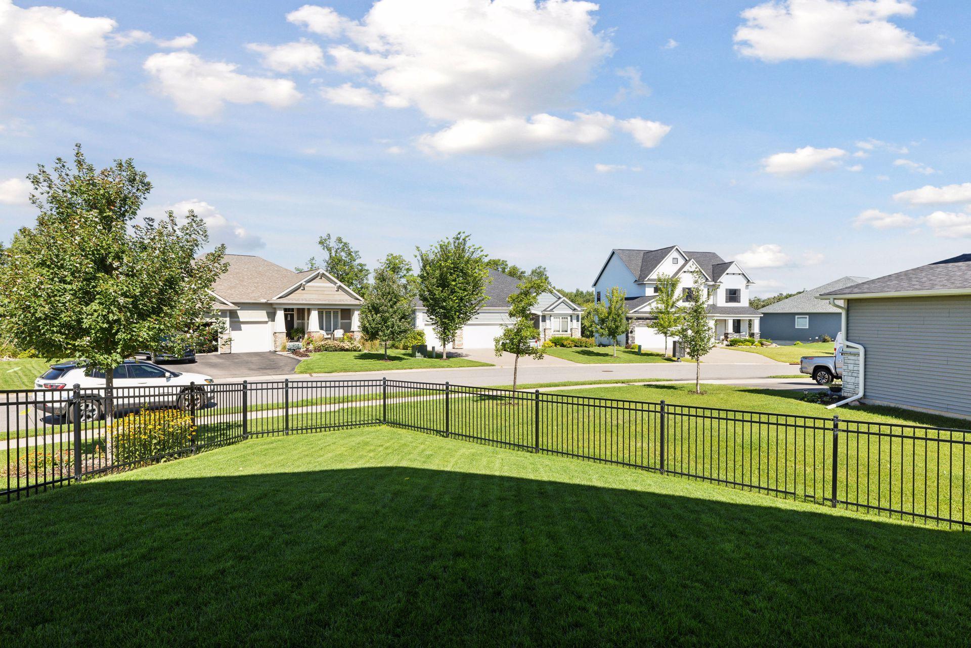 1014 Oakwood Road