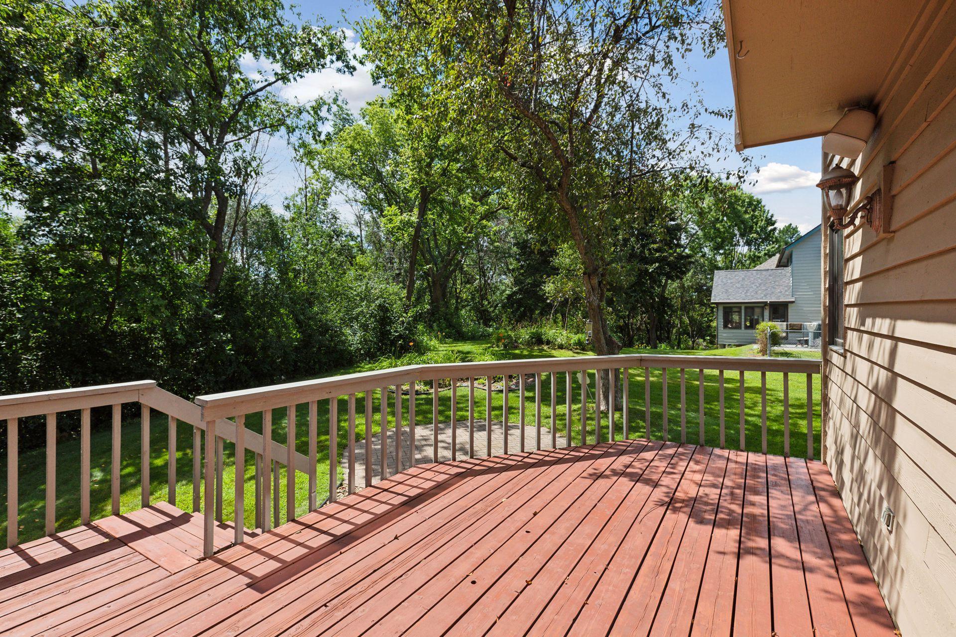 804 Deer Trail Point