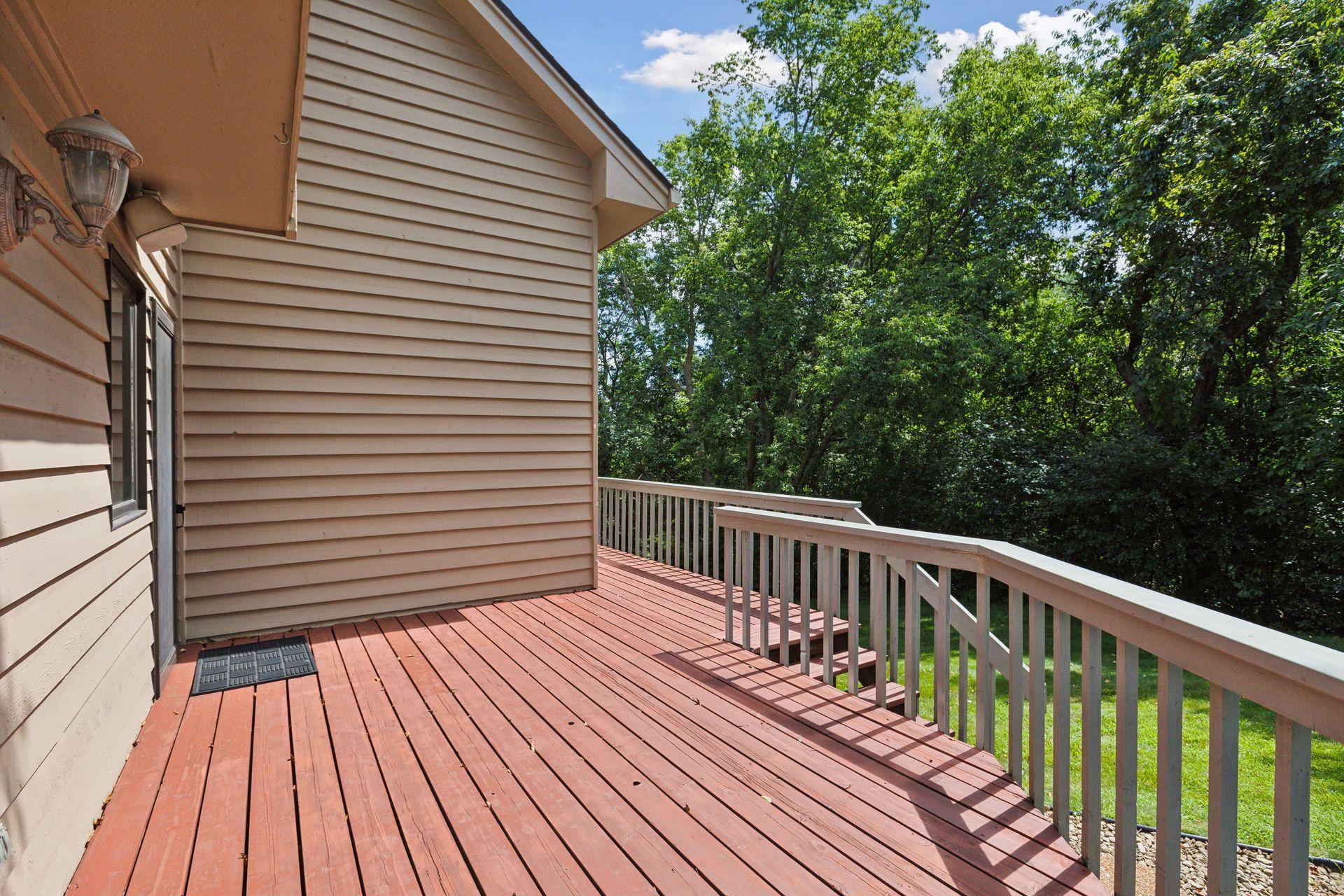 804 Deer Trail Point