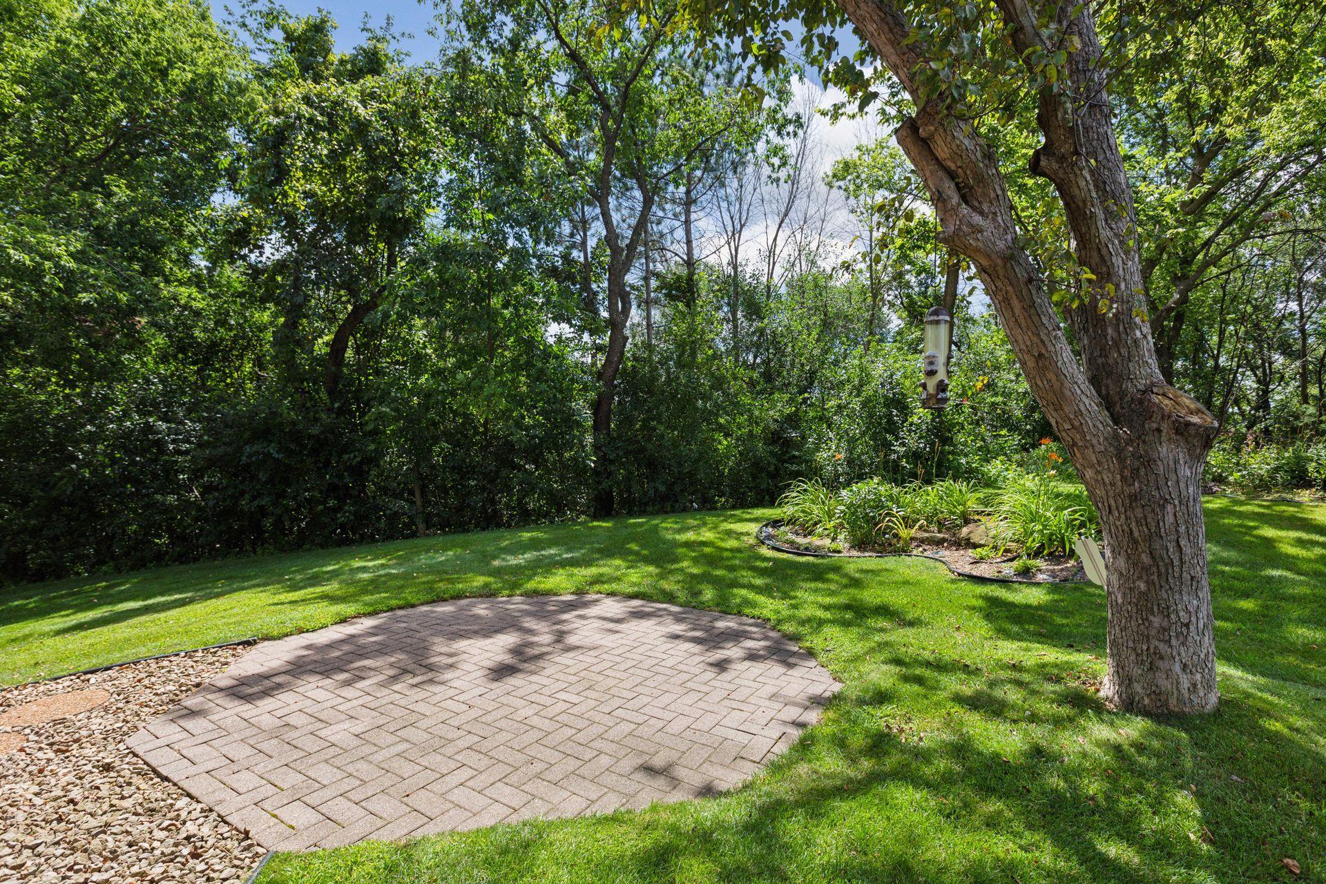 804 Deer Trail Point