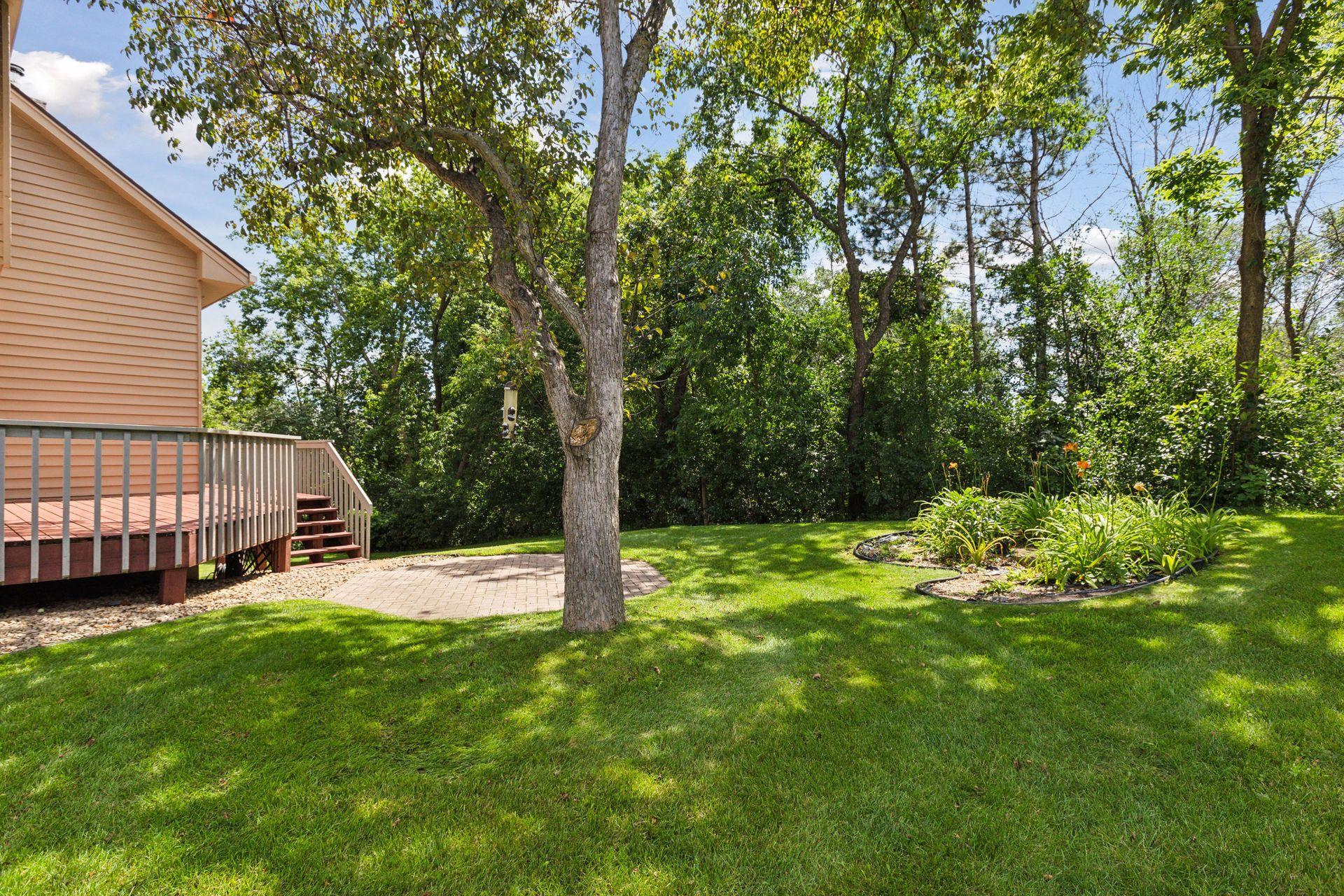 804 Deer Trail Point