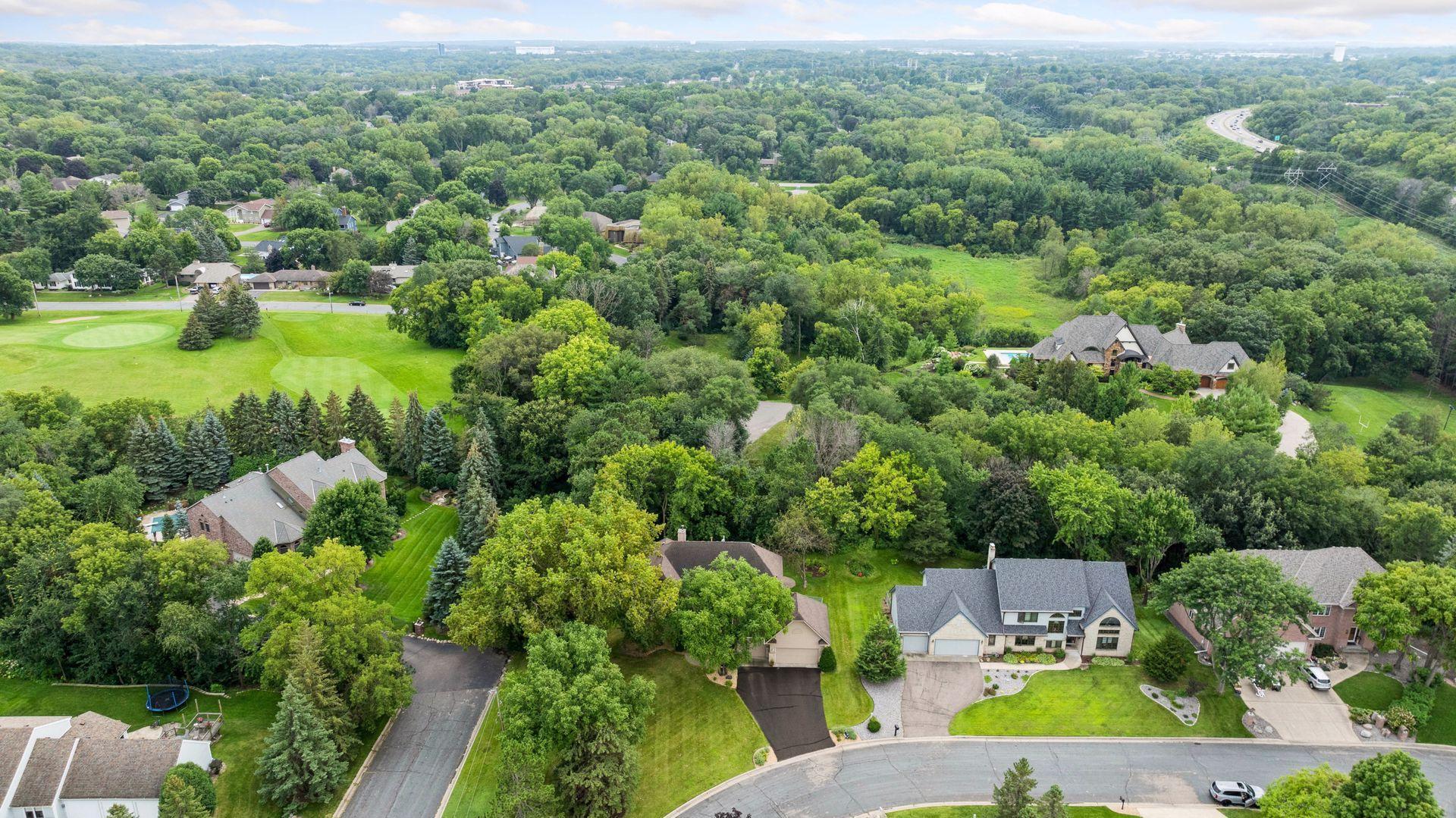 804 Deer Trail Point
