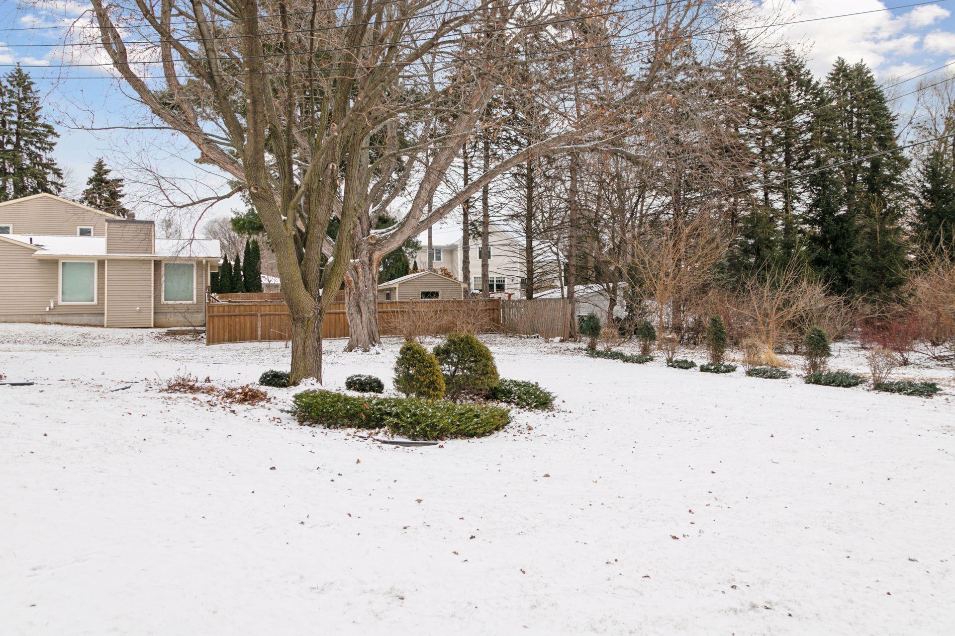 970 Douglas Road