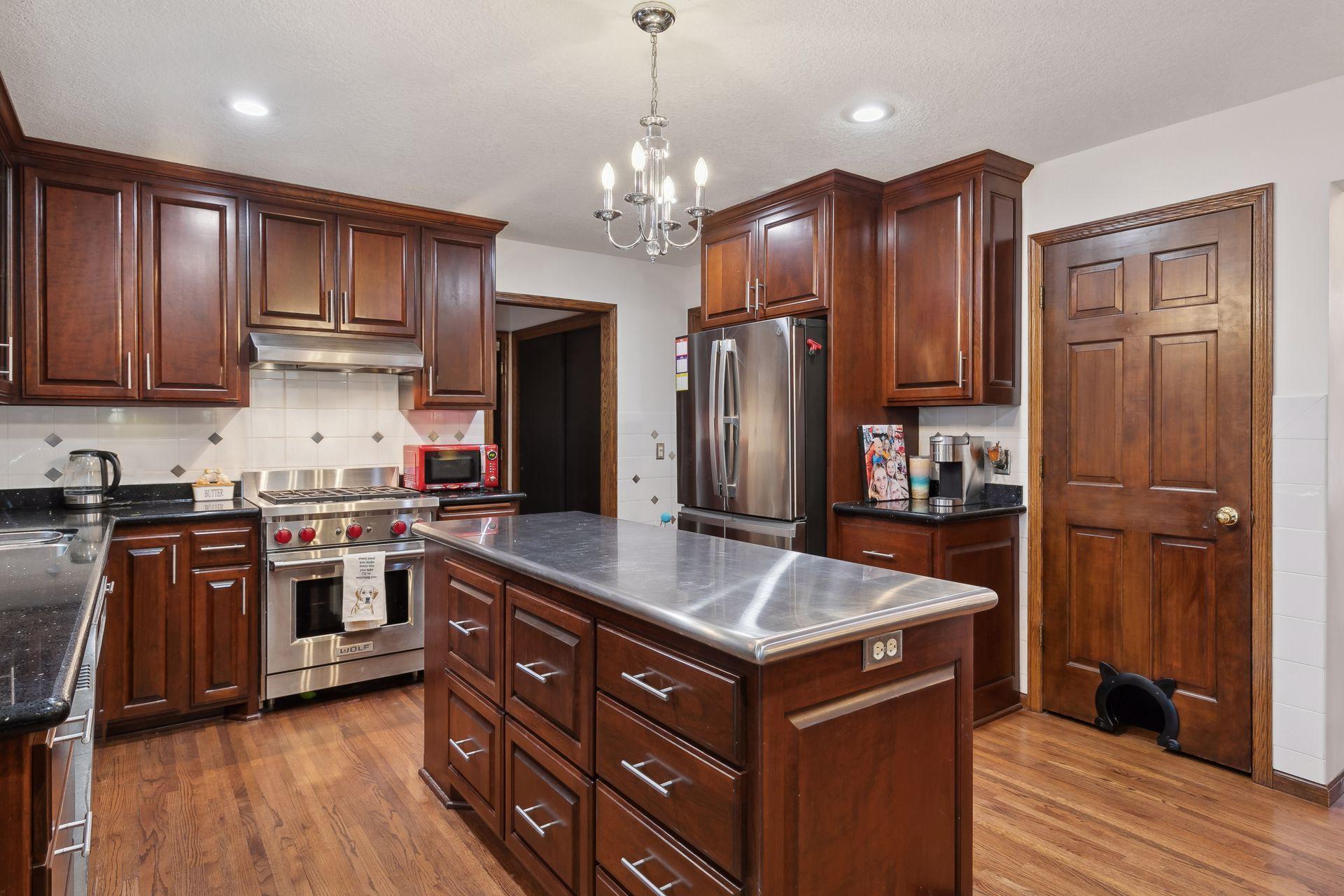 1618 Murphy Parkway