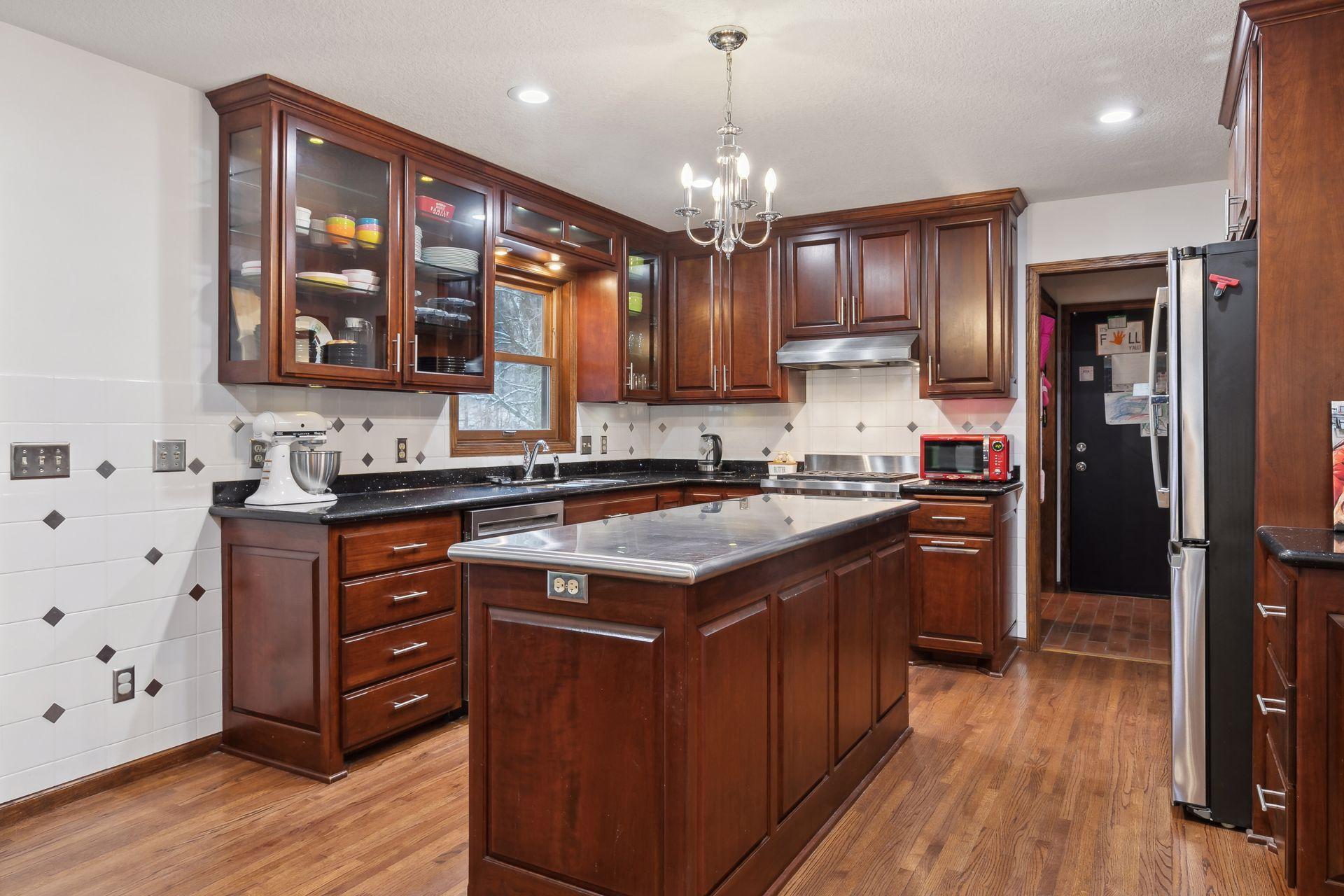 1618 Murphy Parkway