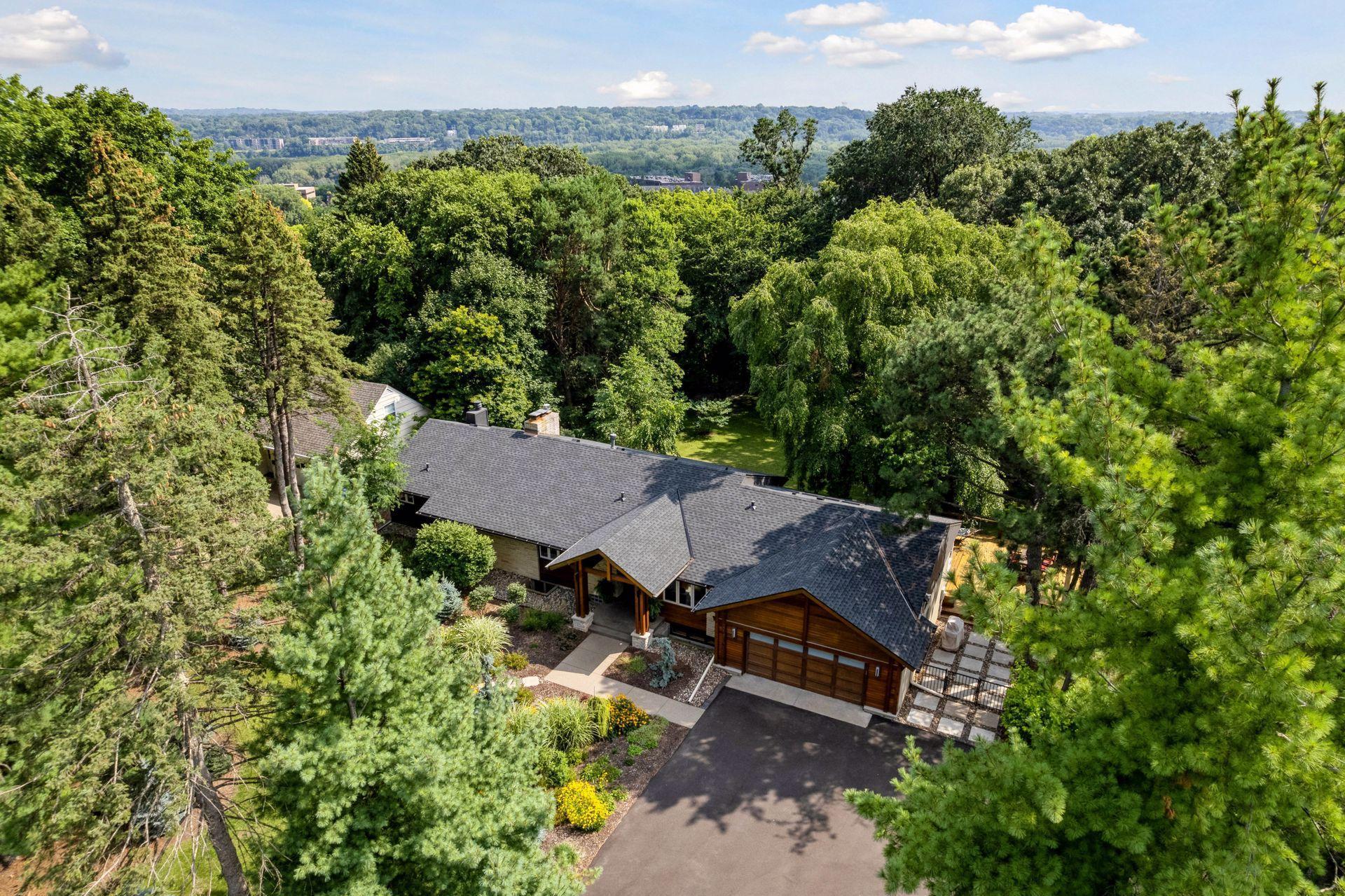 2018 Lower Saint Dennis Road
