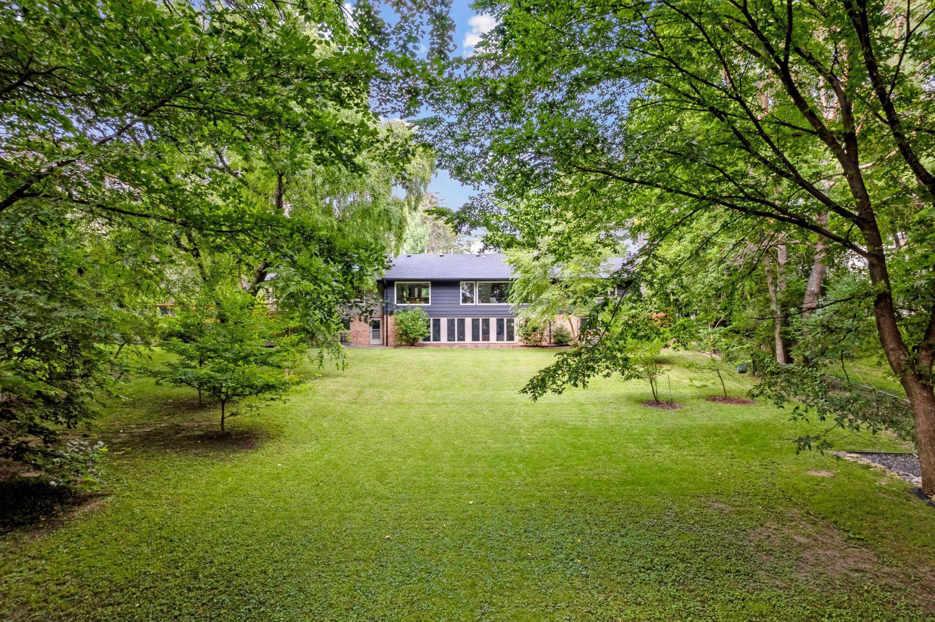 2018 Lower Saint Dennis Road