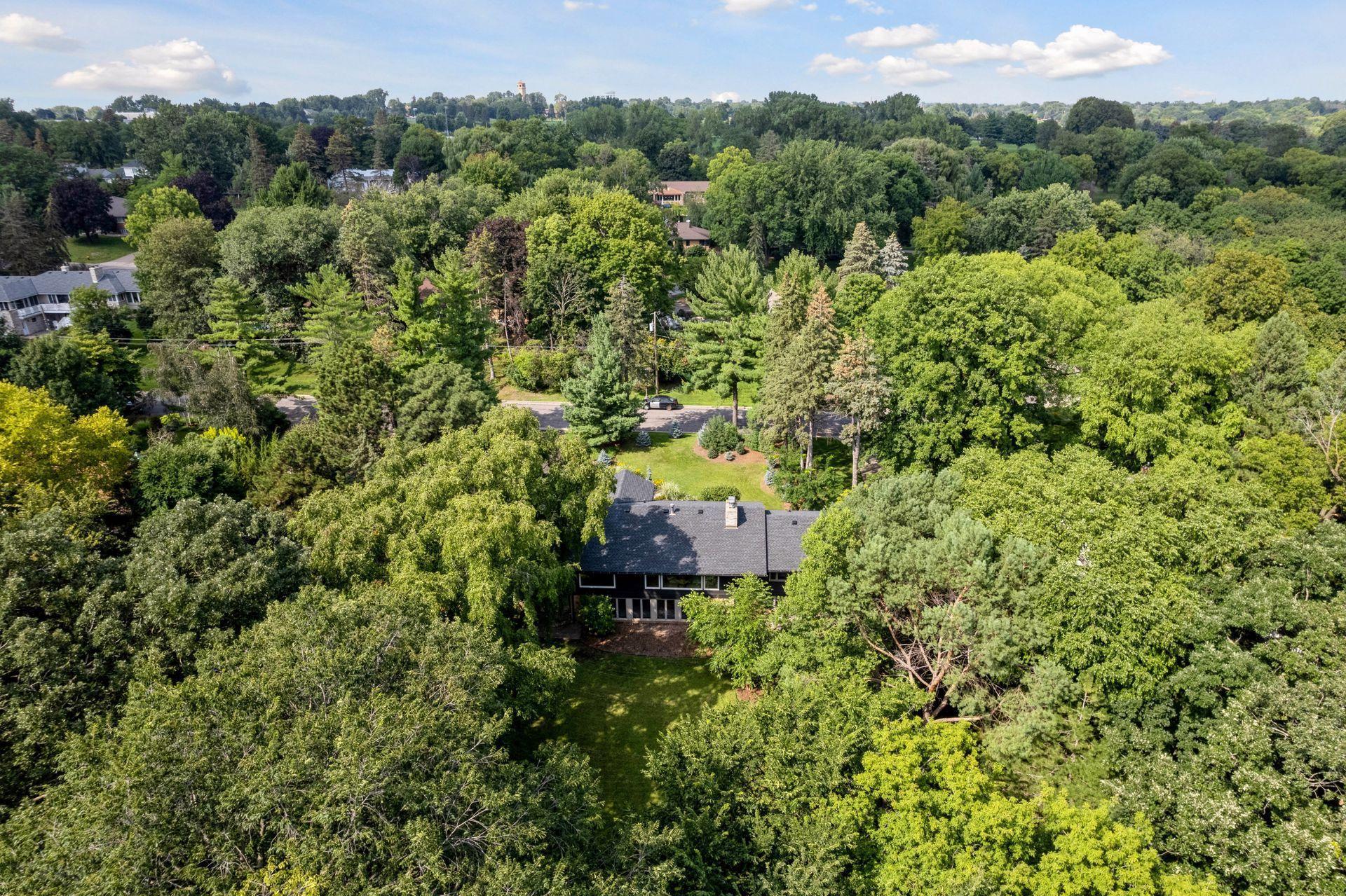 2018 Lower Saint Dennis Road