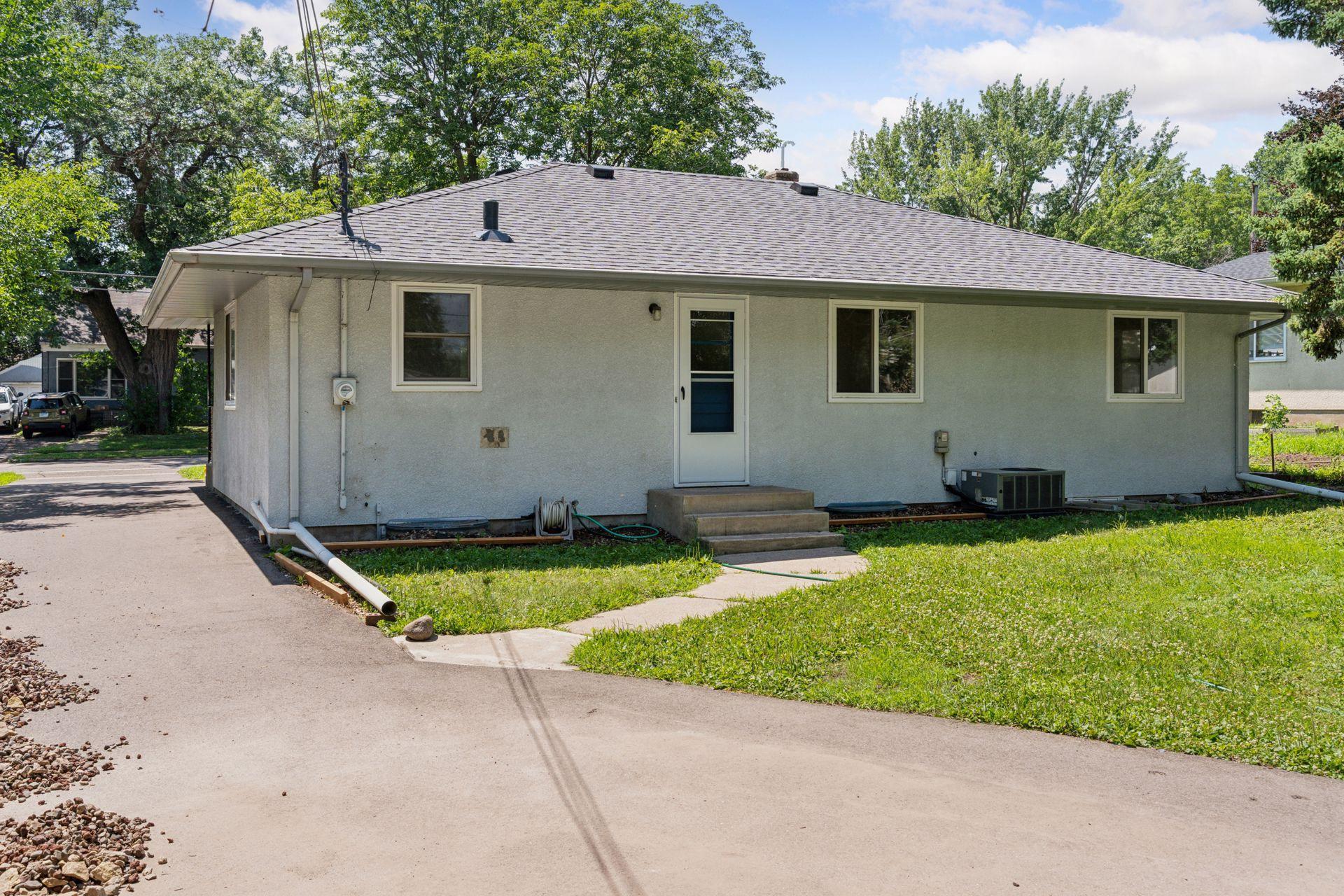 301 Butler Avenue E