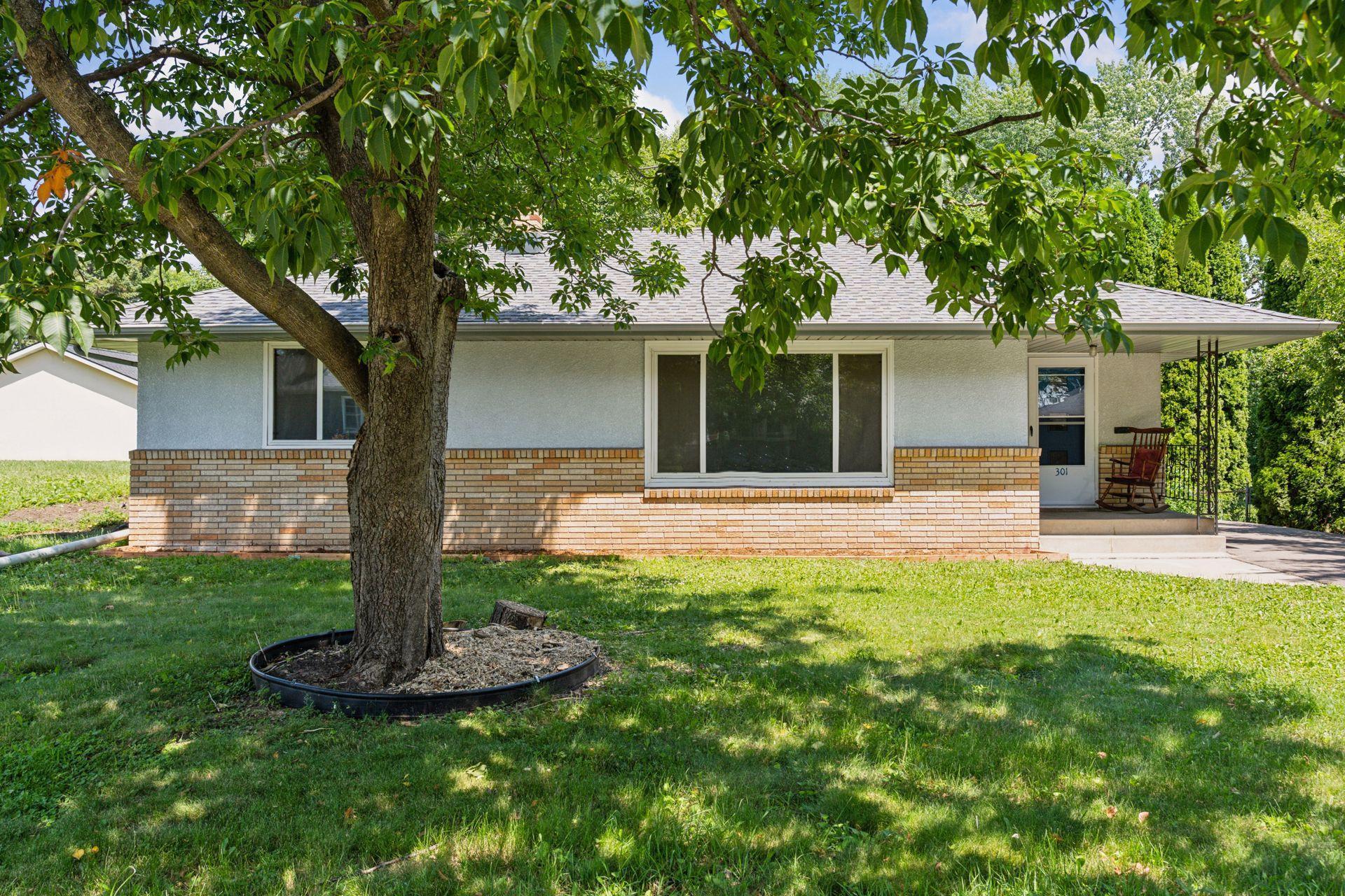 301 Butler Avenue E
