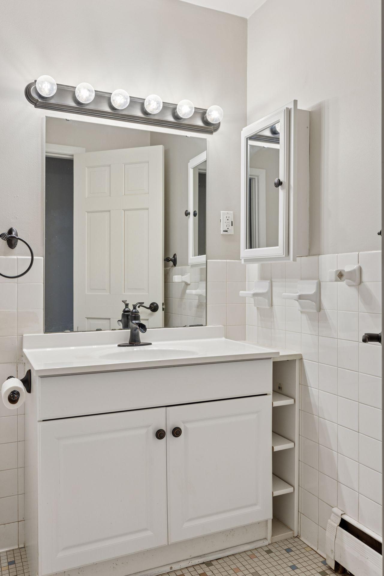 1540 Ashland Avenue Unit: 3