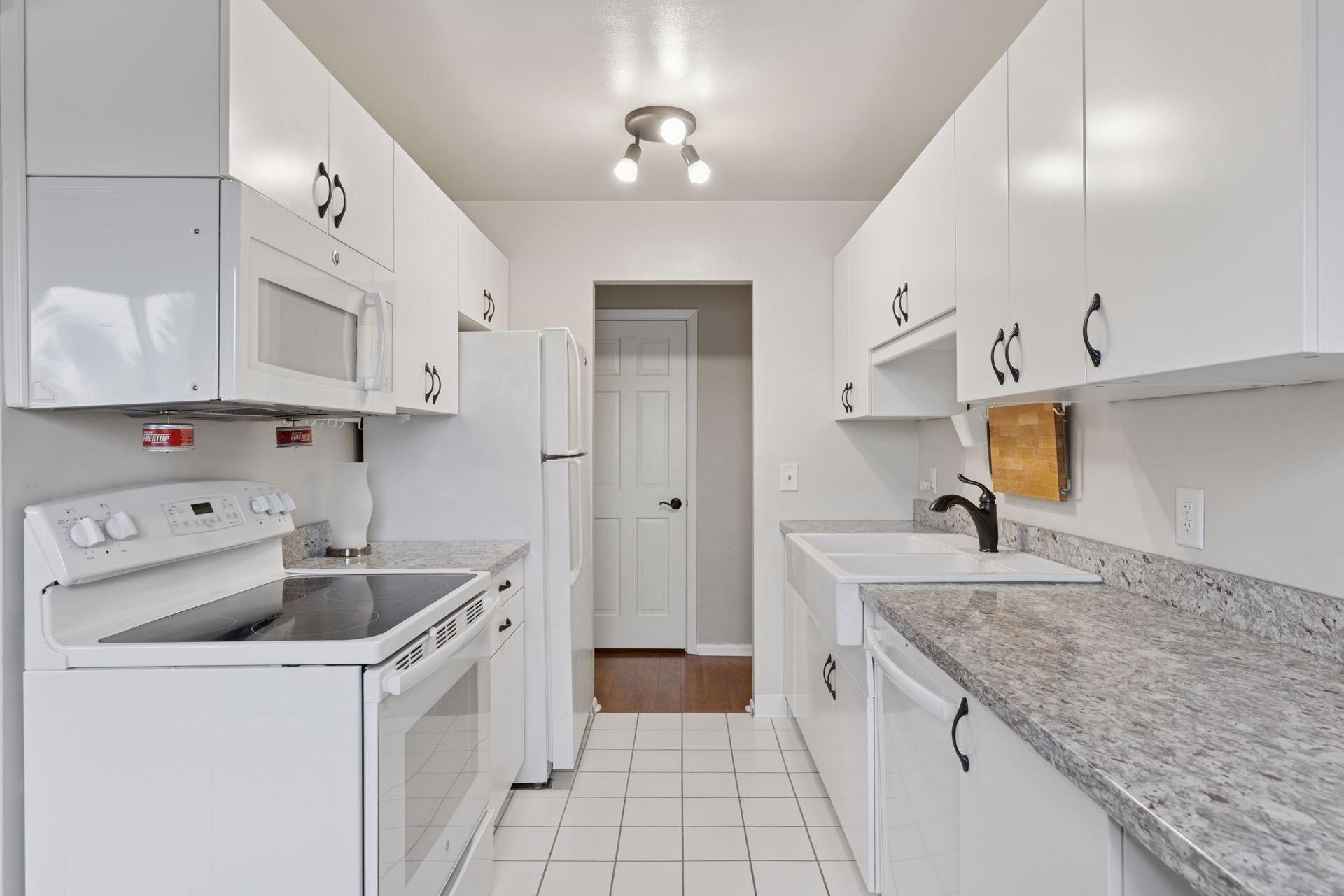 1540 Ashland Avenue Unit: 3