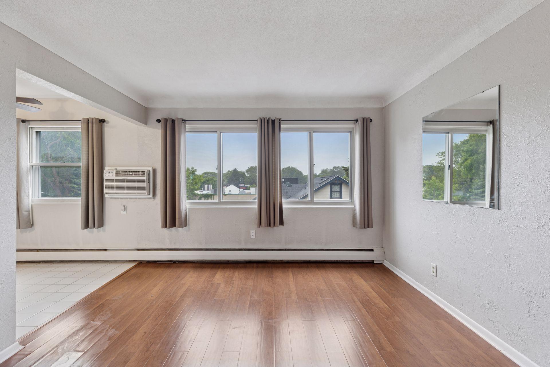 1540 Ashland Avenue Unit: 3
