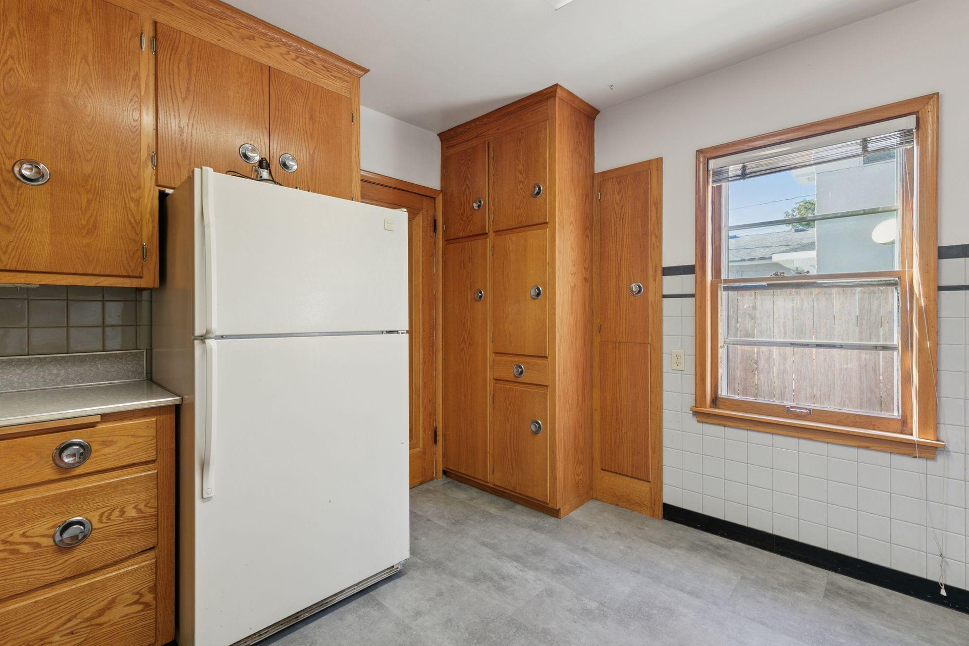 1926 Saint Clair Avenue