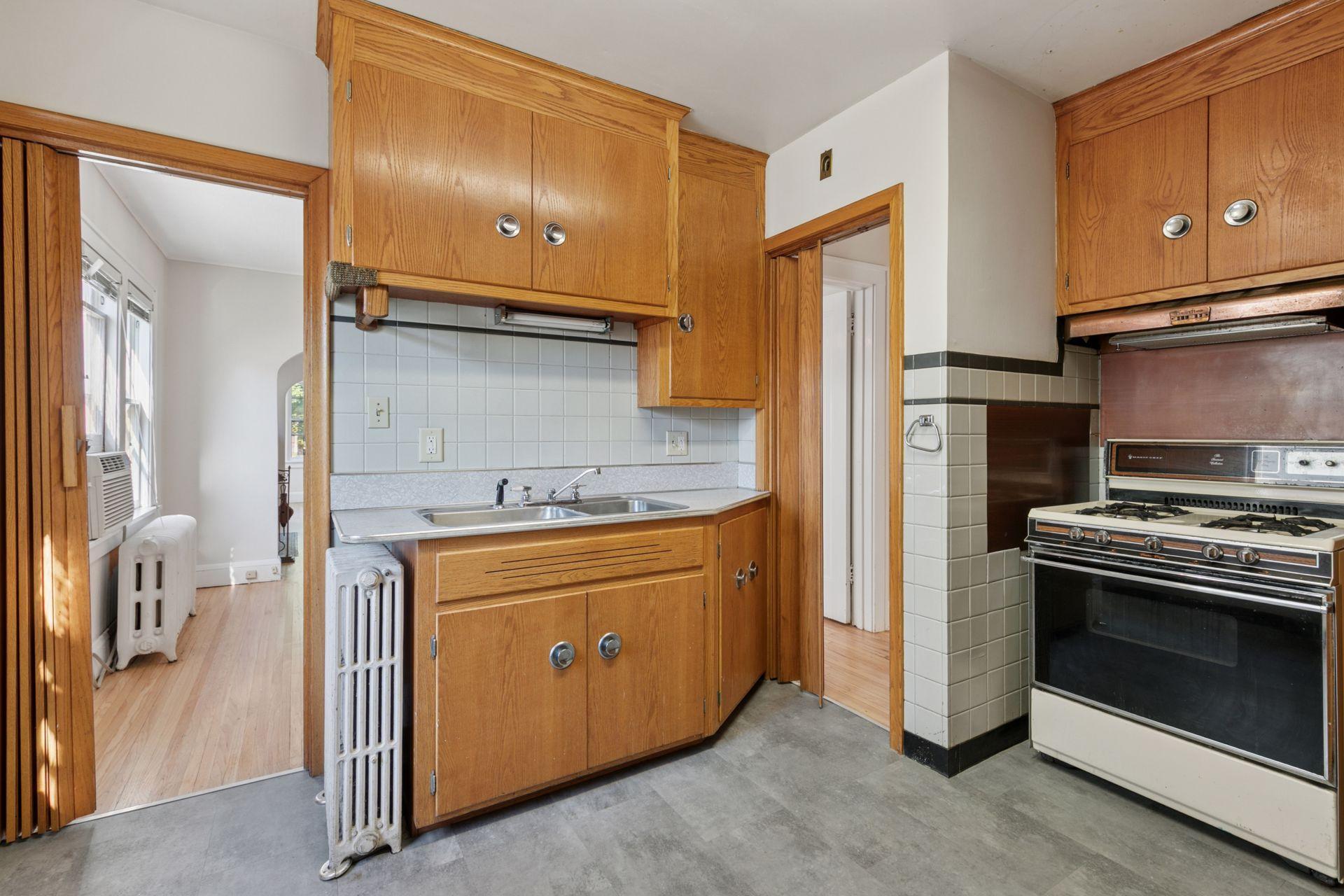 1926 Saint Clair Avenue