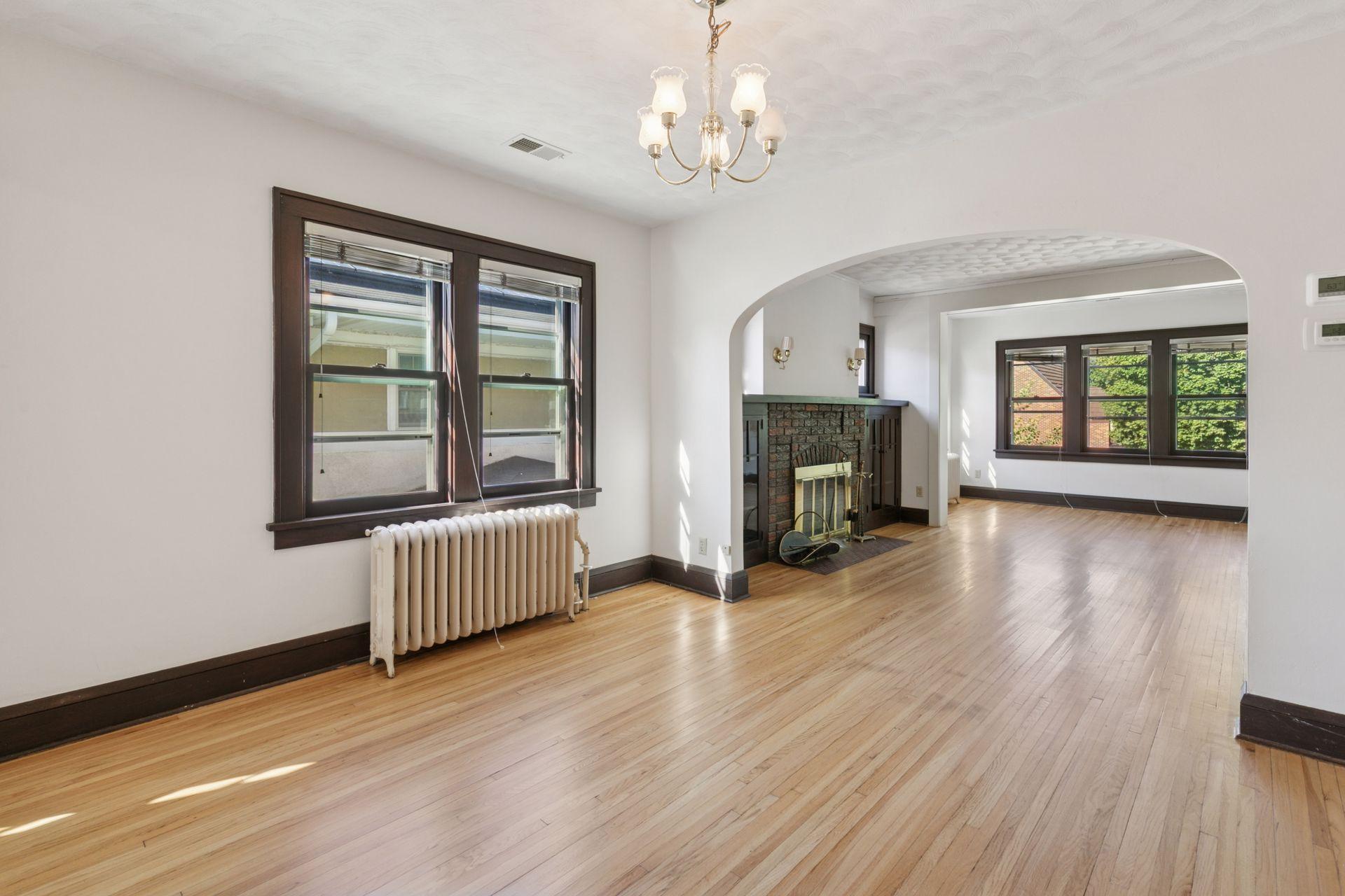 1926 Saint Clair Avenue