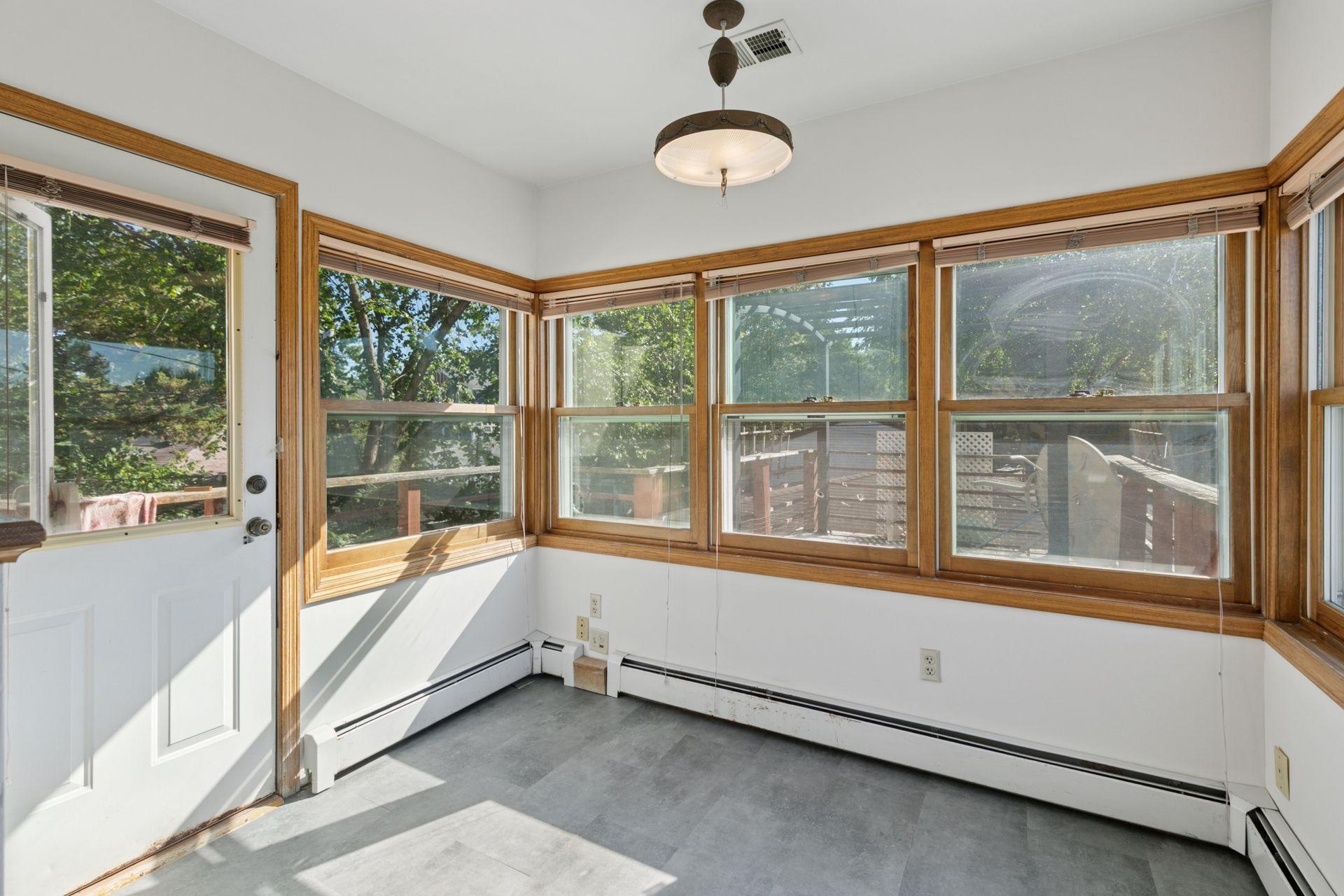 1926 Saint Clair Avenue