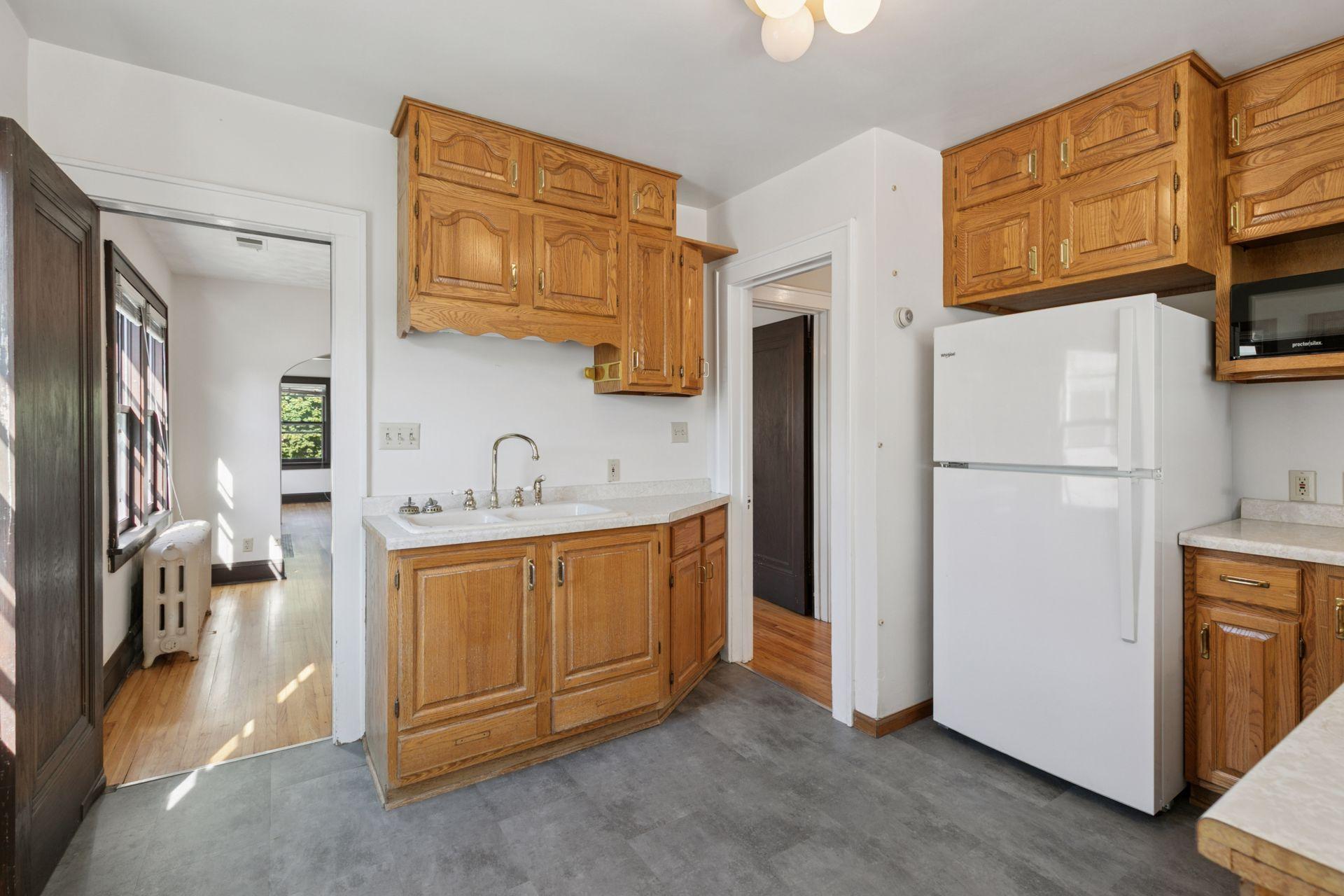 1926 Saint Clair Avenue
