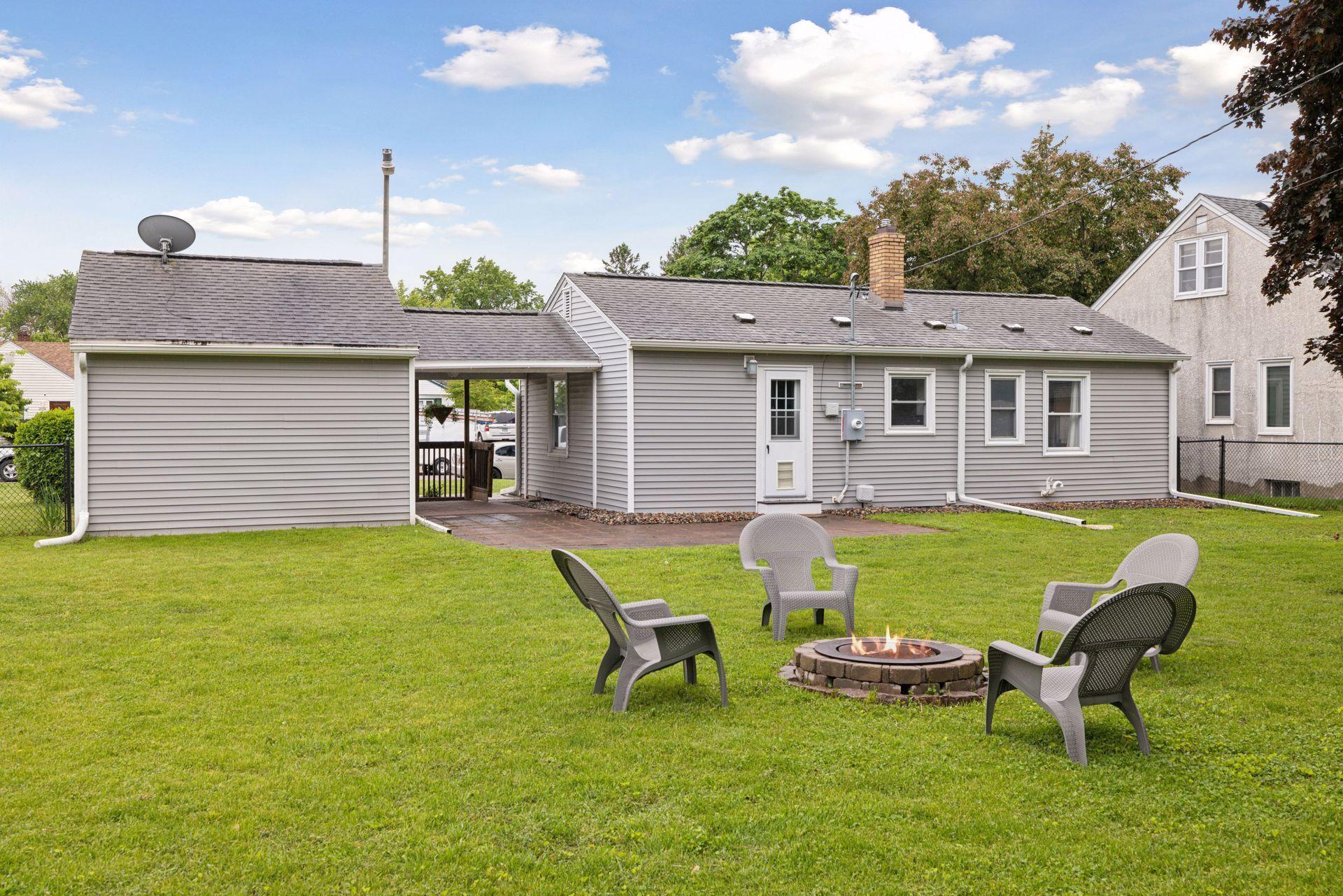 2033 Lacrosse Avenue
