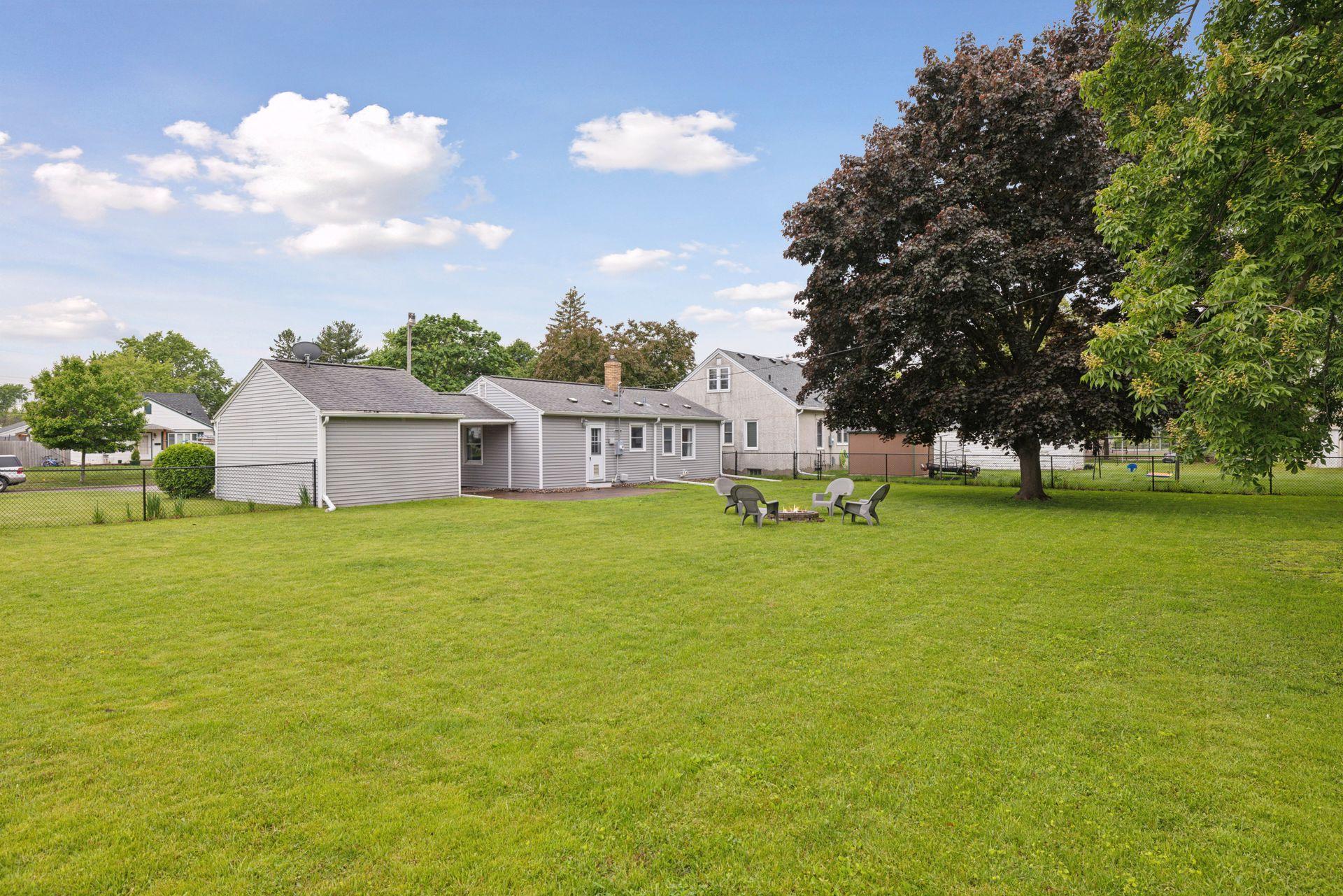 2033 Lacrosse Avenue