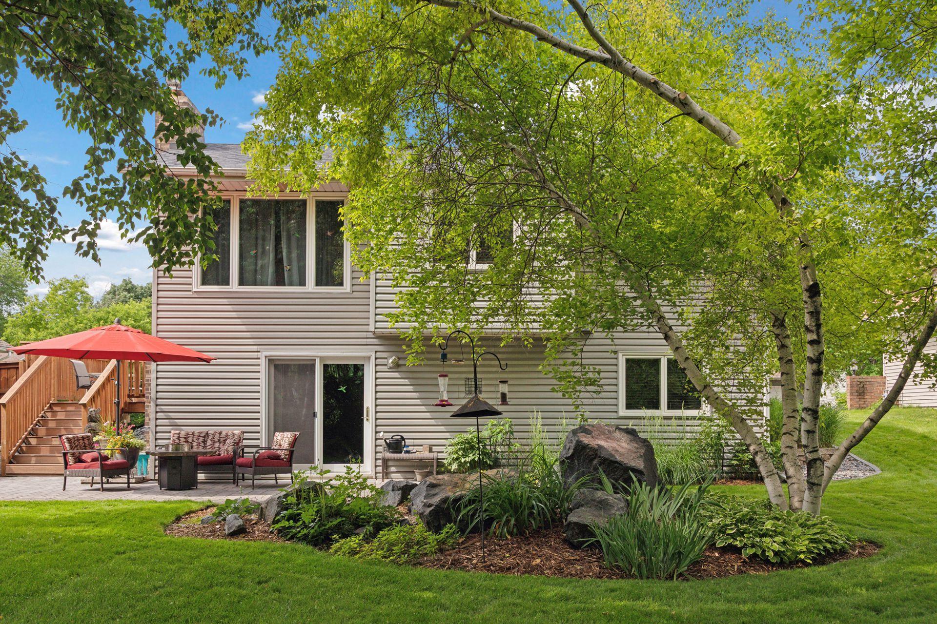 3649 Blue Jay Way