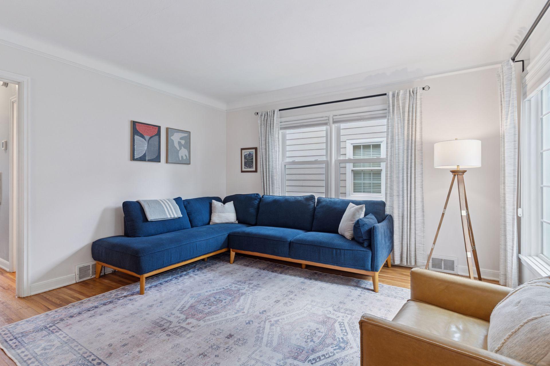2135 Eleanor Avenue
