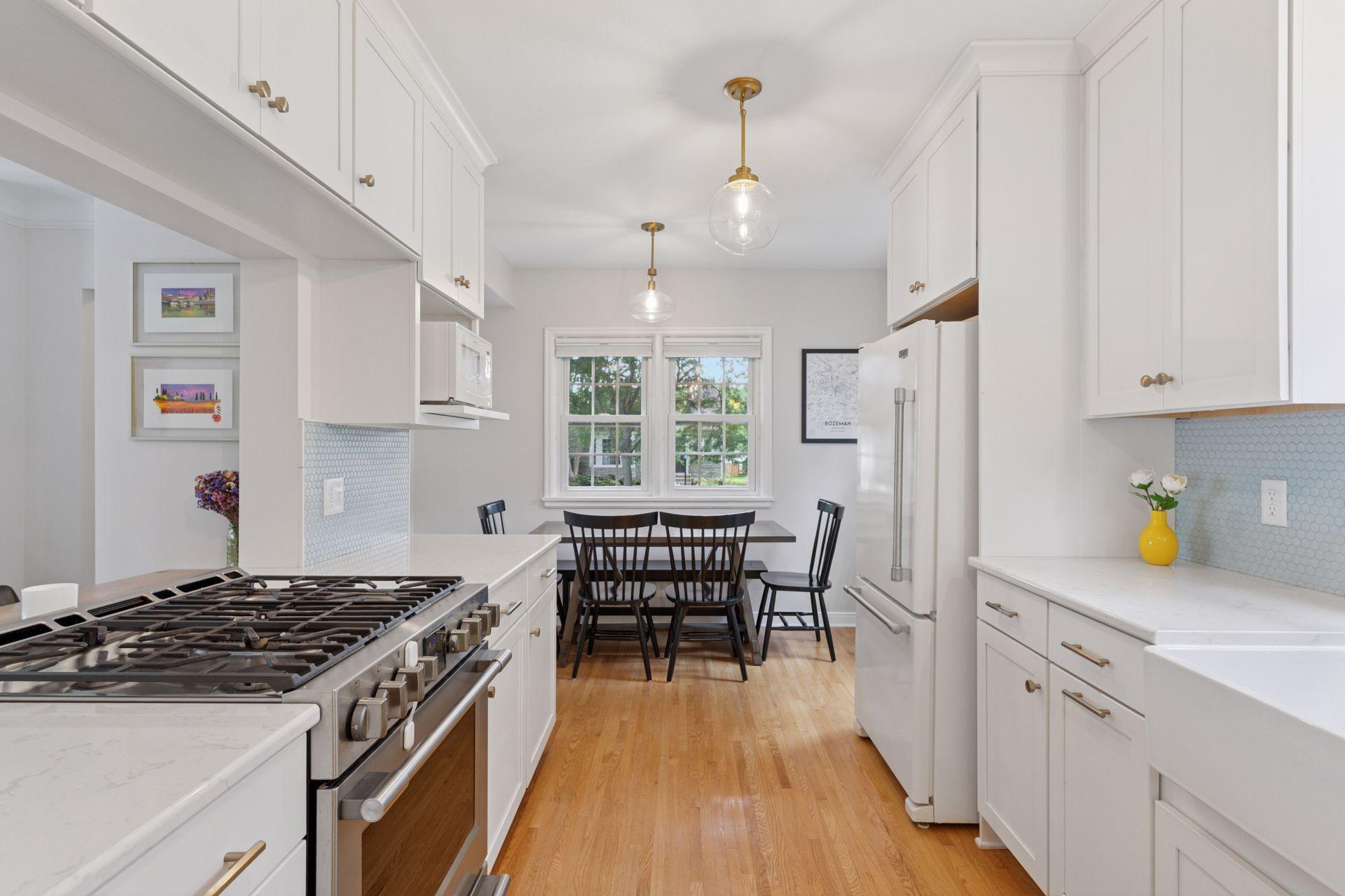 2135 Eleanor Avenue