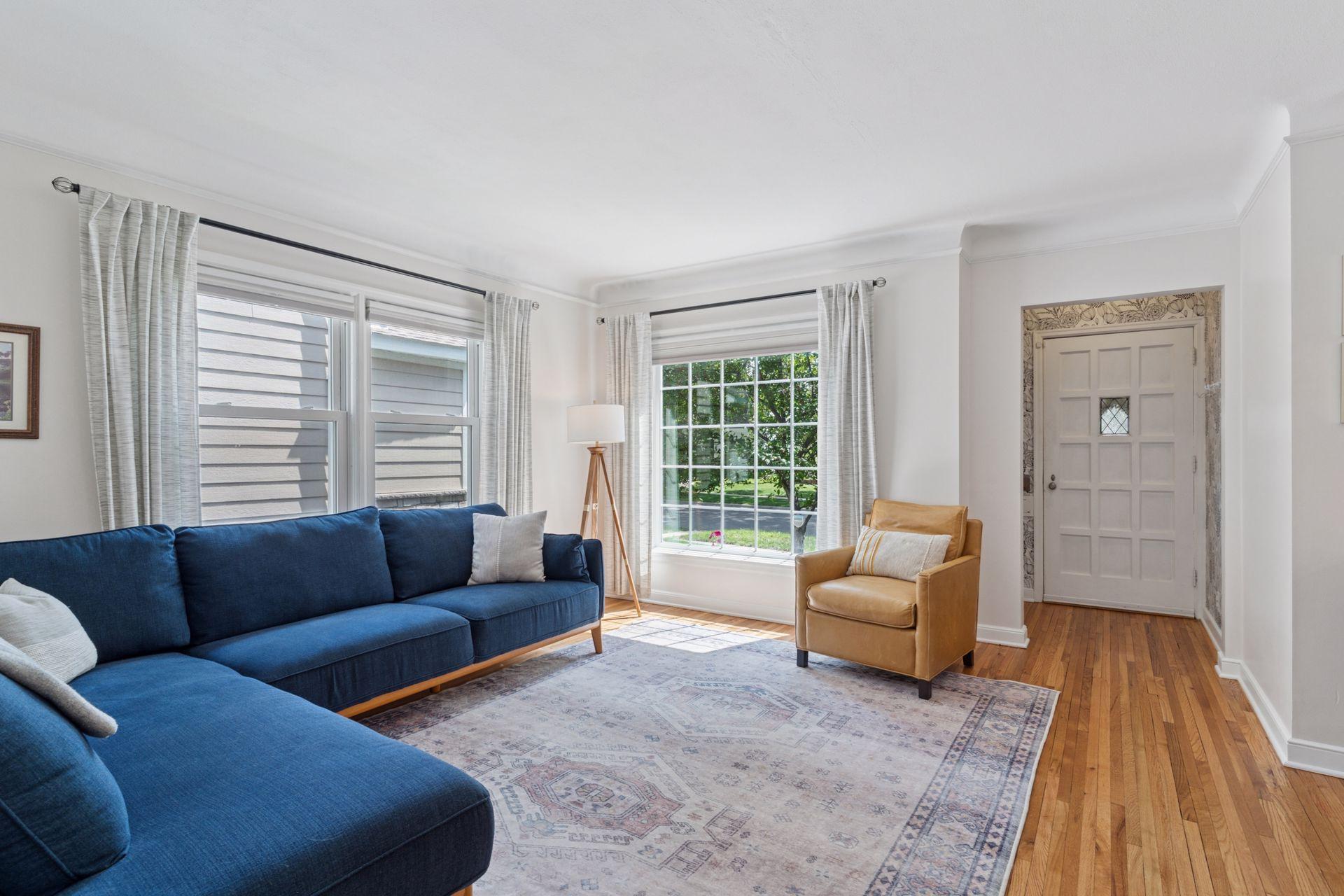 2135 Eleanor Avenue