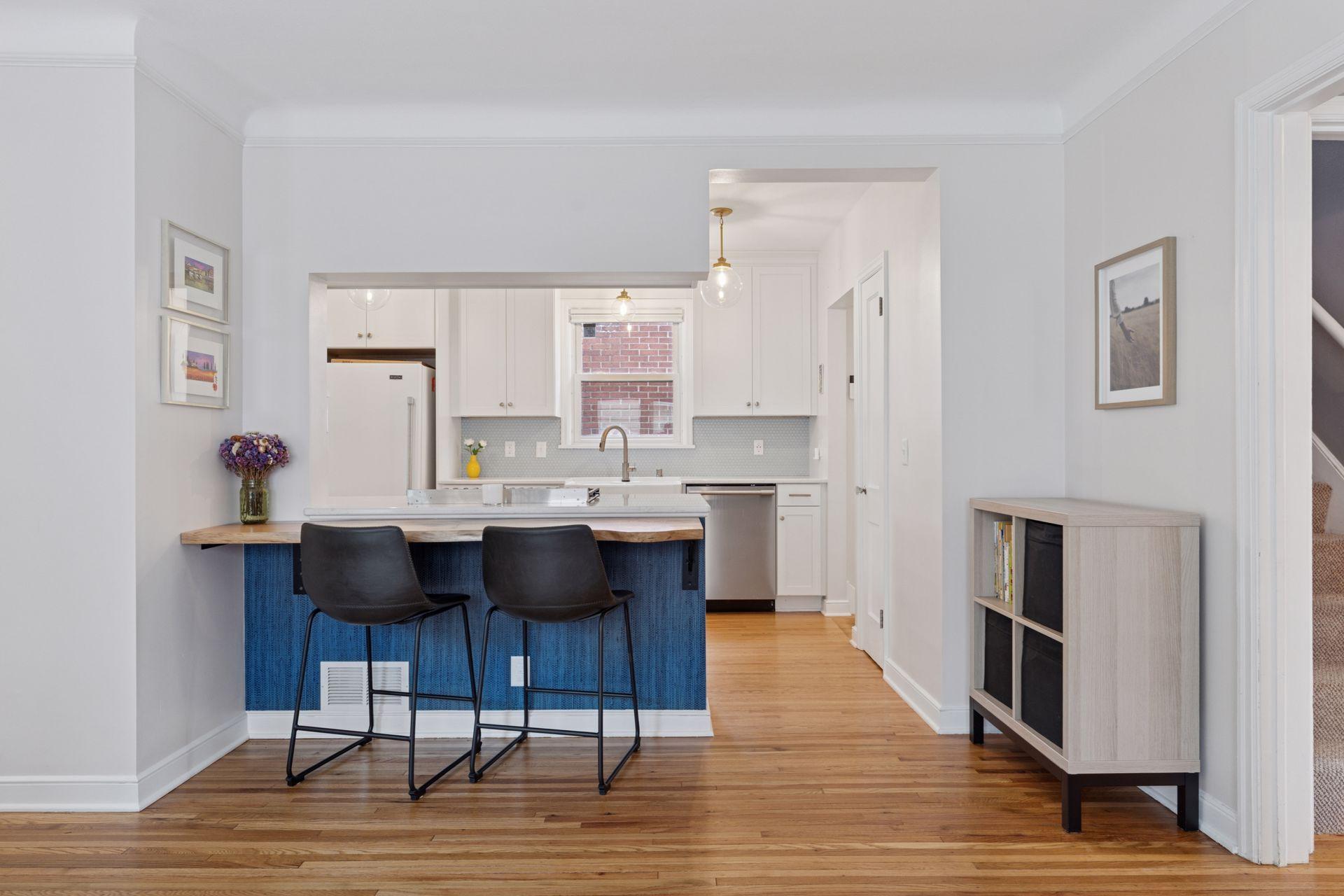 2135 Eleanor Avenue