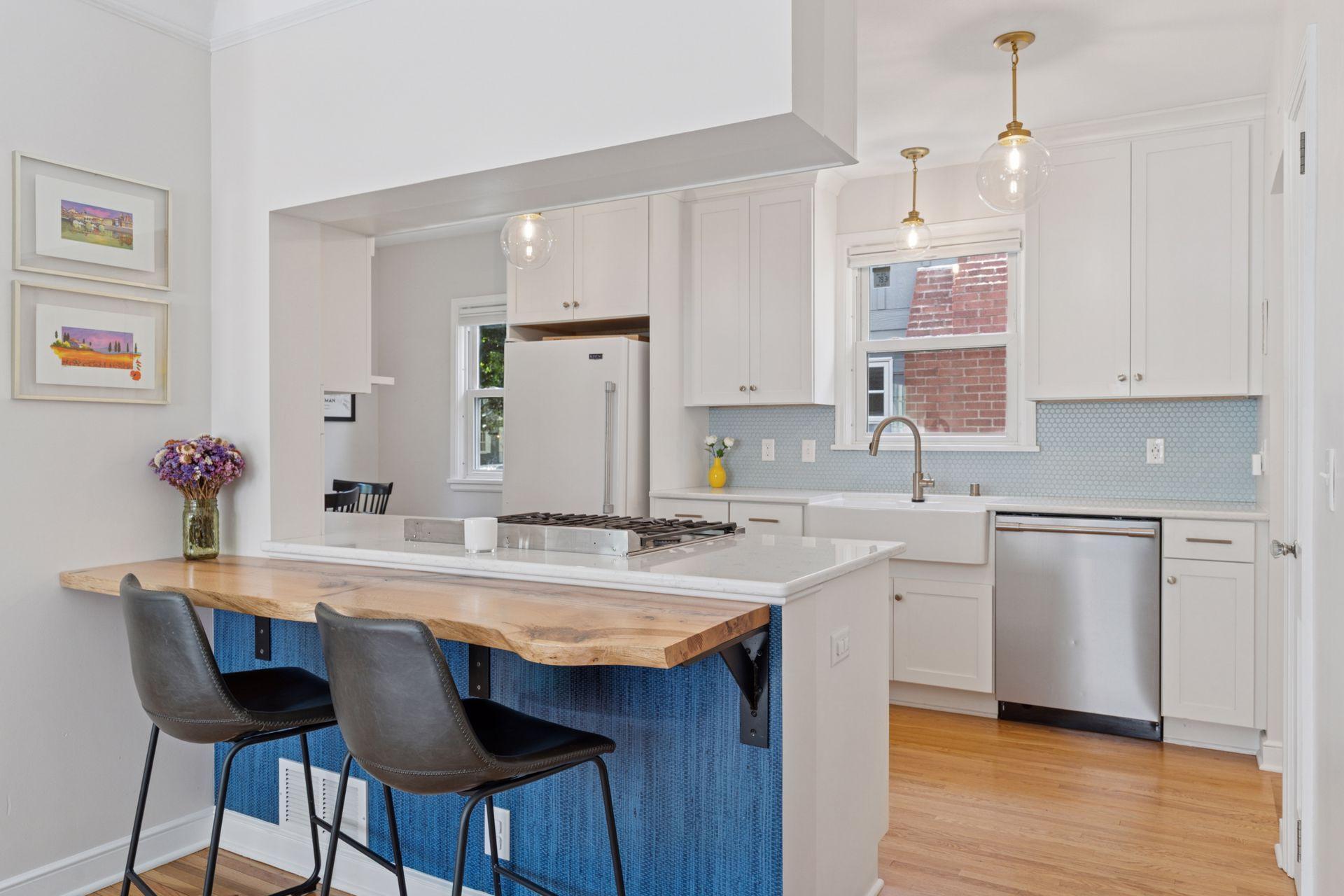 2135 Eleanor Avenue