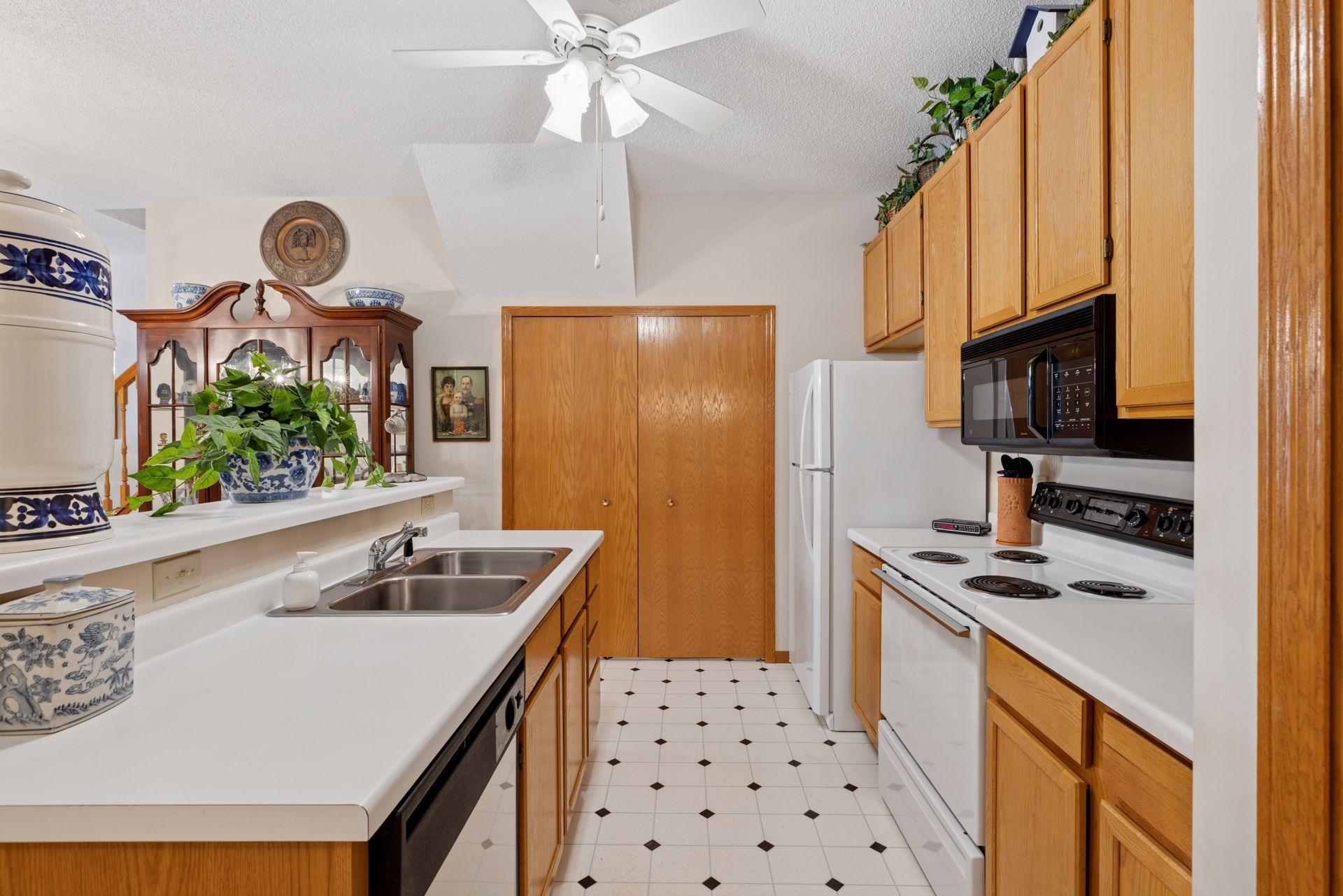 2704 Mallard Drive Unit: 0